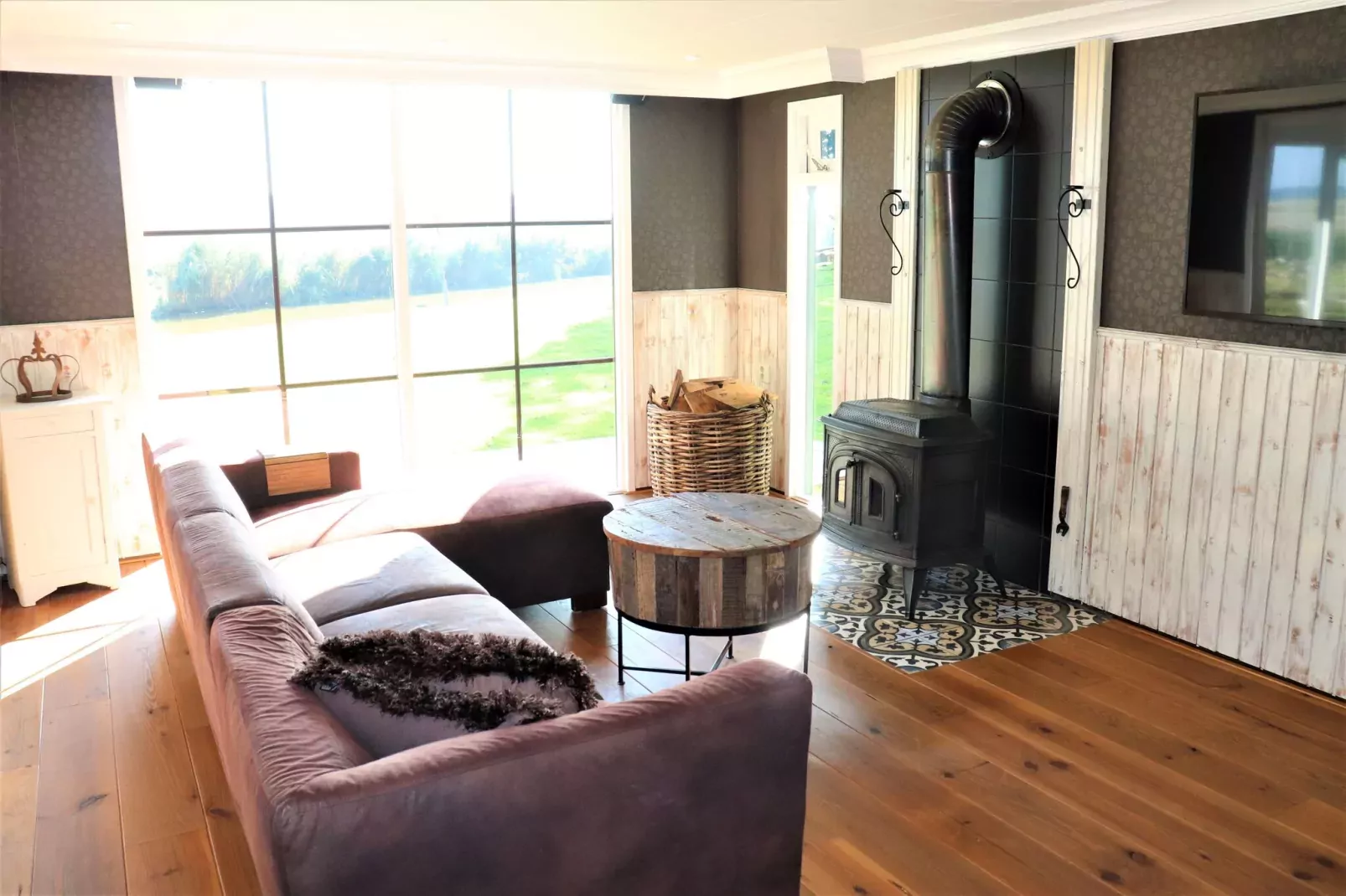 Lemmer Beauty-Living room