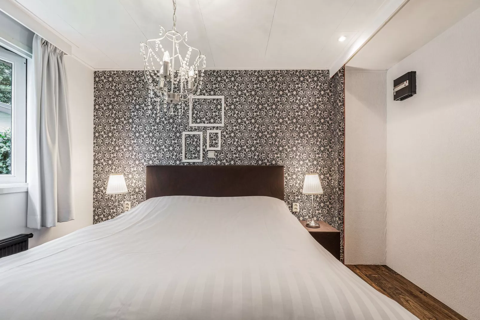 Lemmer Beauty-Bedroom