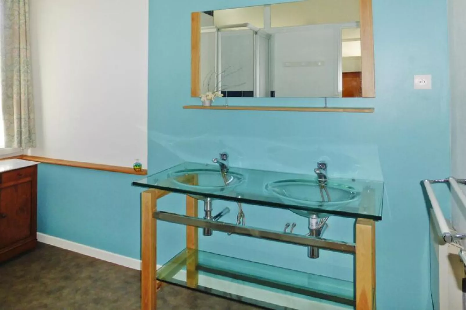 Holiday flat Bisquine Arromanches-les-Bains-Bathroom