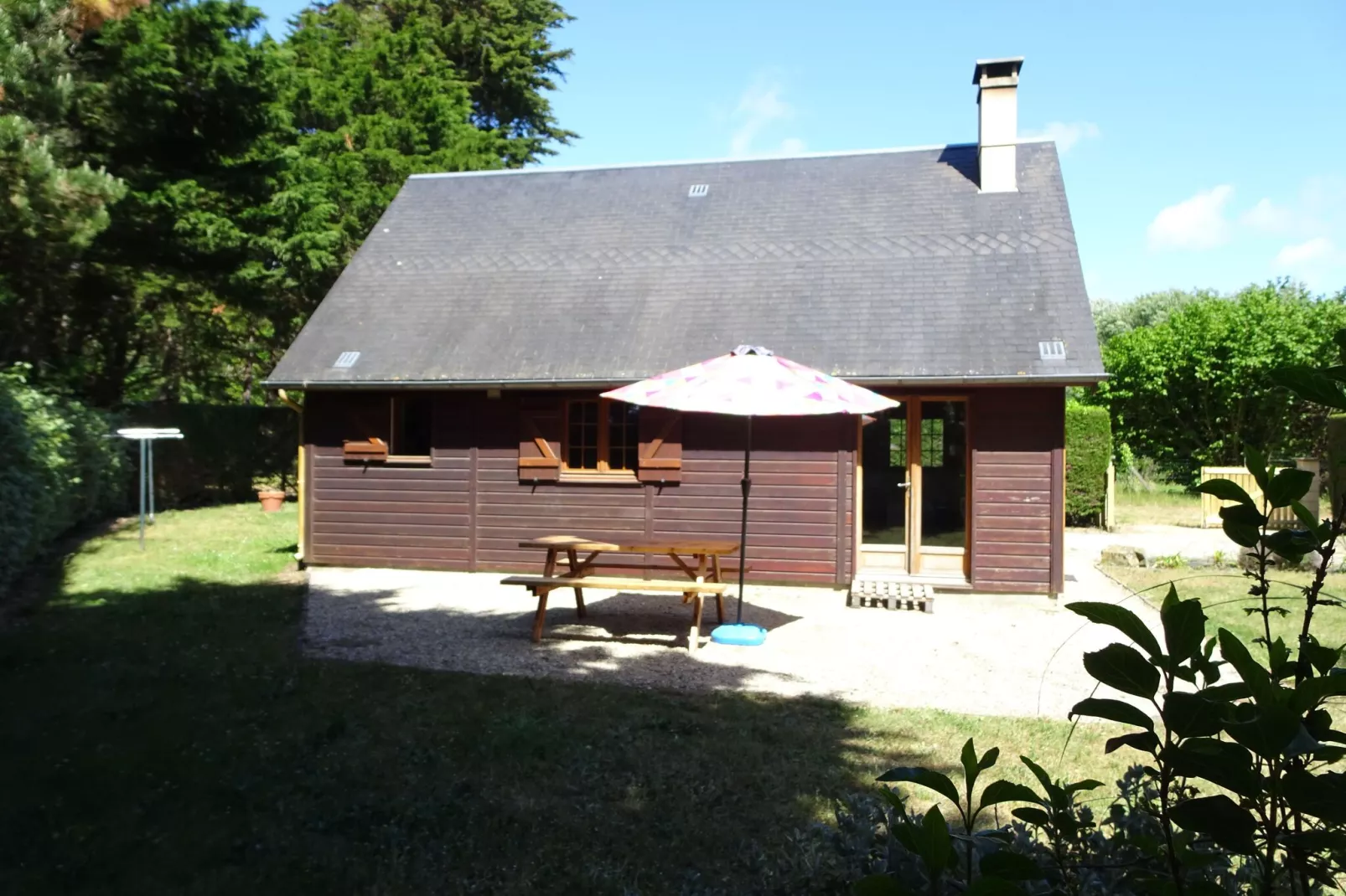 Holiday home Denneville-Außenbereich Sommer