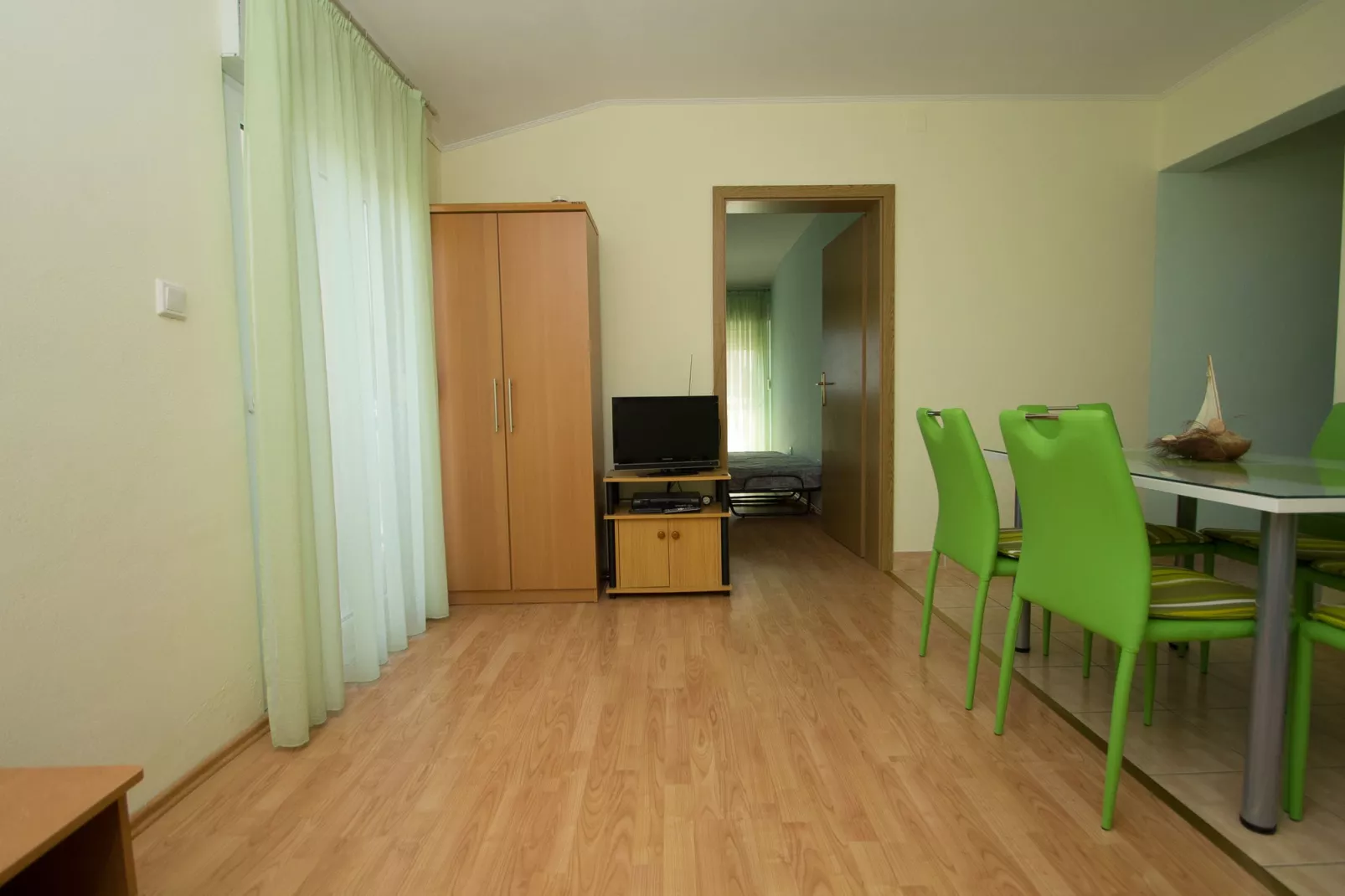 Apartment Penic-Dining room