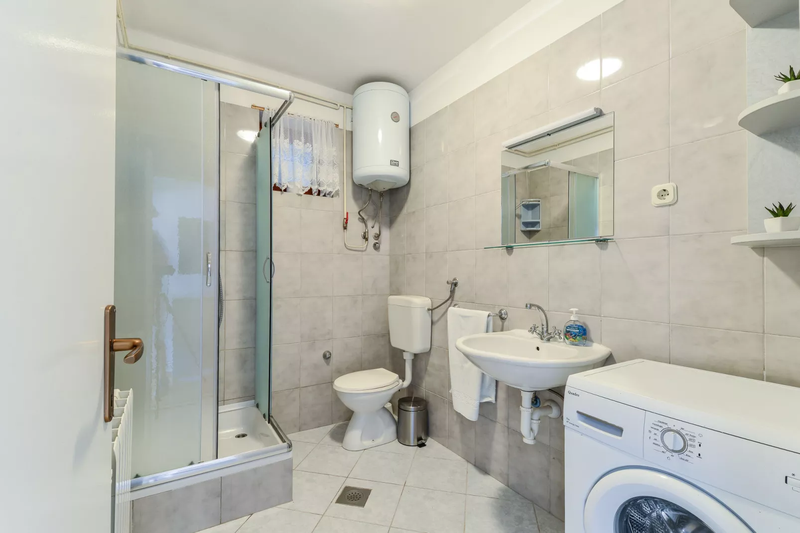 Villa Roko-Bathroom