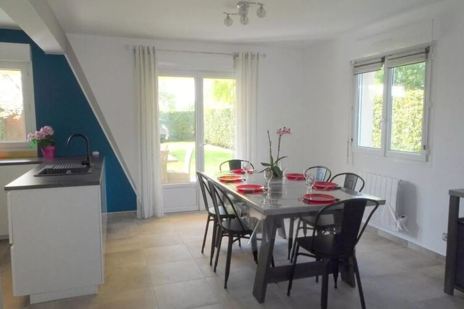 Semi-detached house Bréhal-Living room
