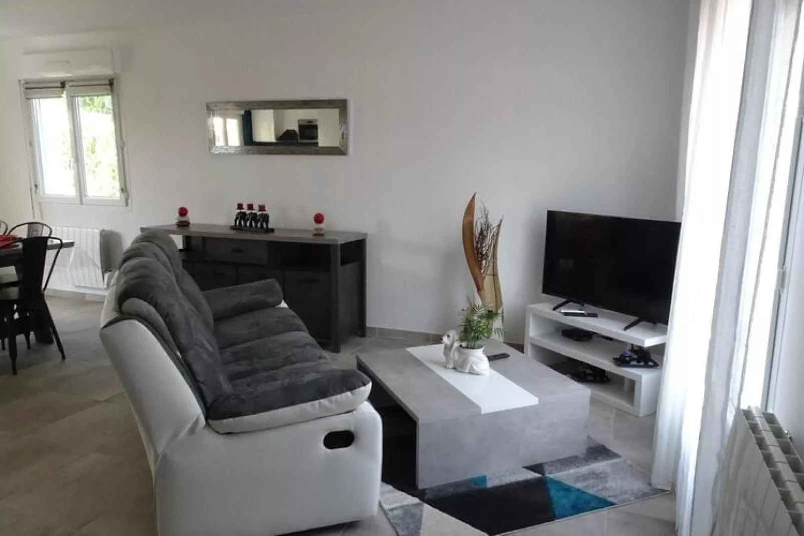 Semi-detached house Bréhal-Living room