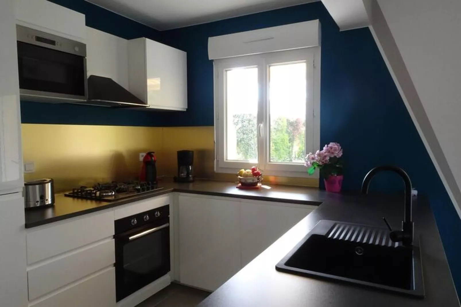 Semi-detached house Bréhal-Kitchen