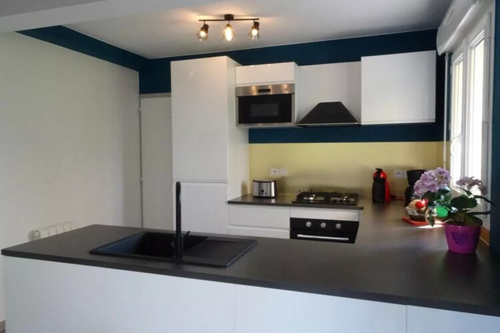 Semi-detached house Bréhal-Kitchen