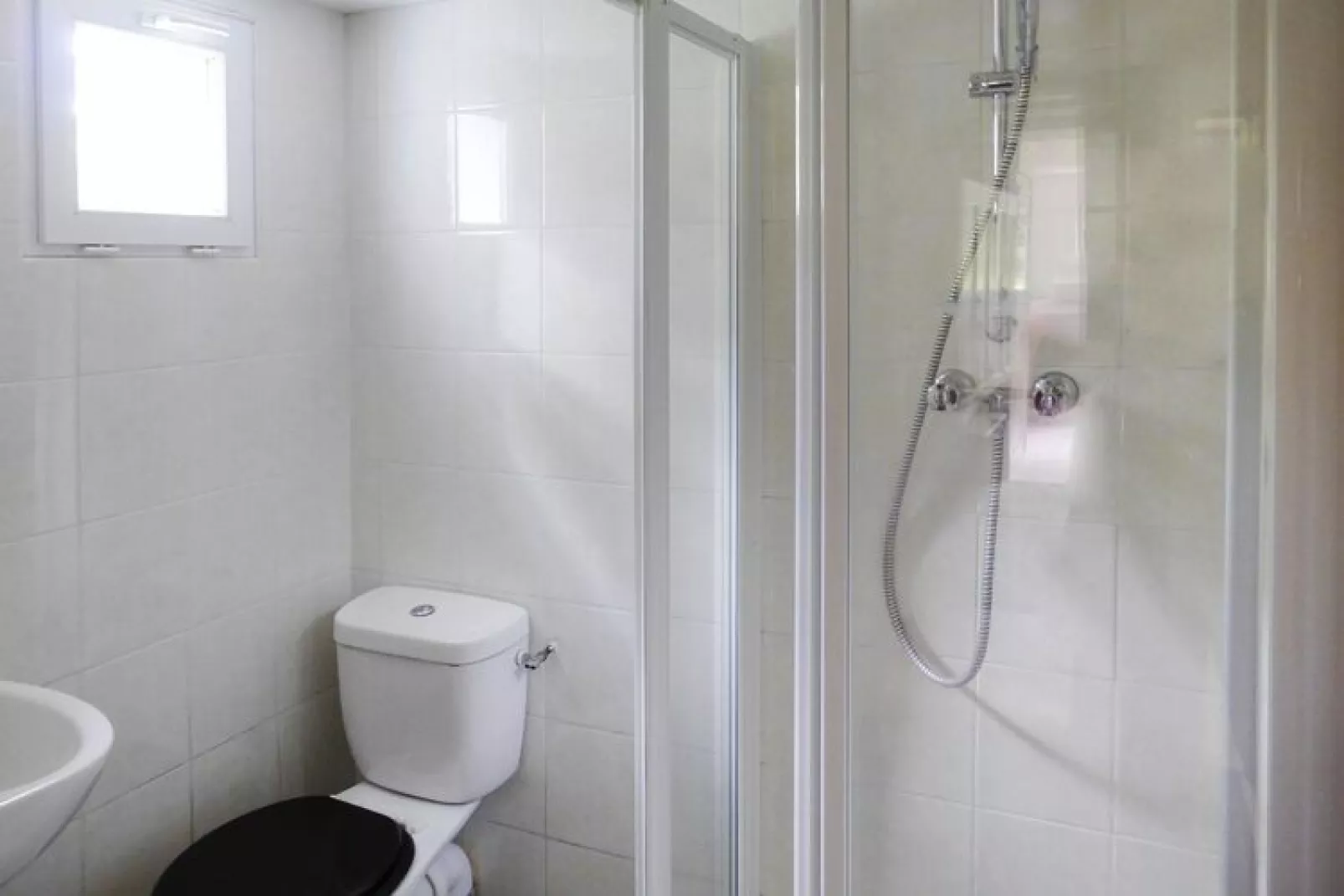 Holiday home Denneville-Bathroom