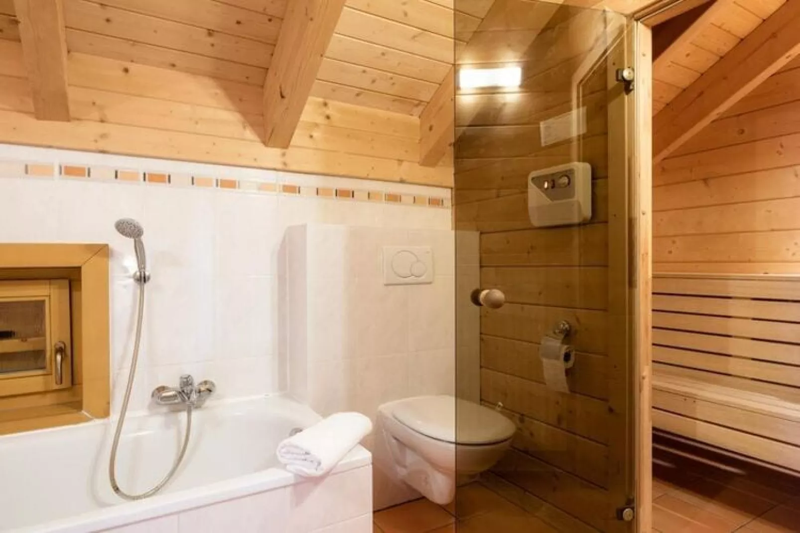 Koralpe mit Sauna-Bathroom