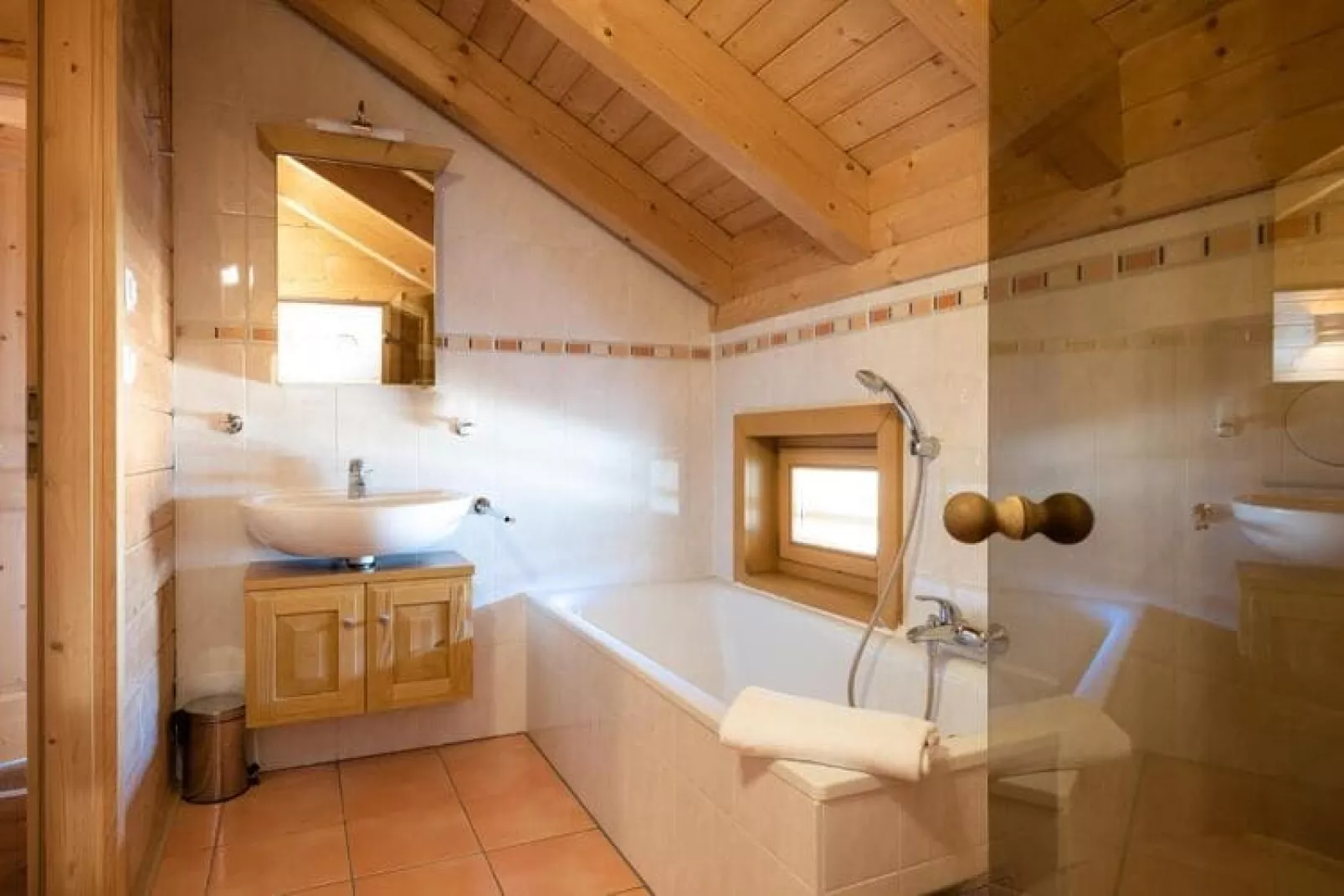 Koralpe mit Sauna-Bathroom