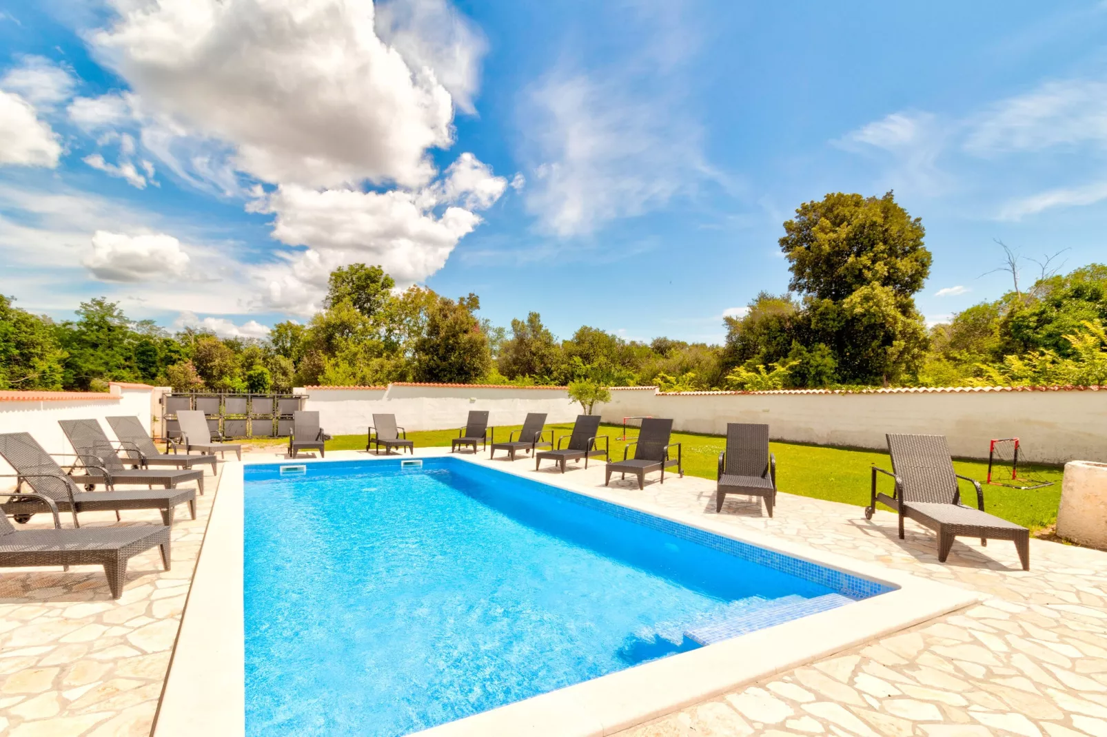 Kućica 3-Pool