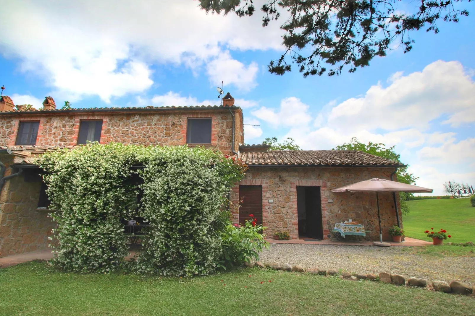 Il Portichetto-Exterior summer