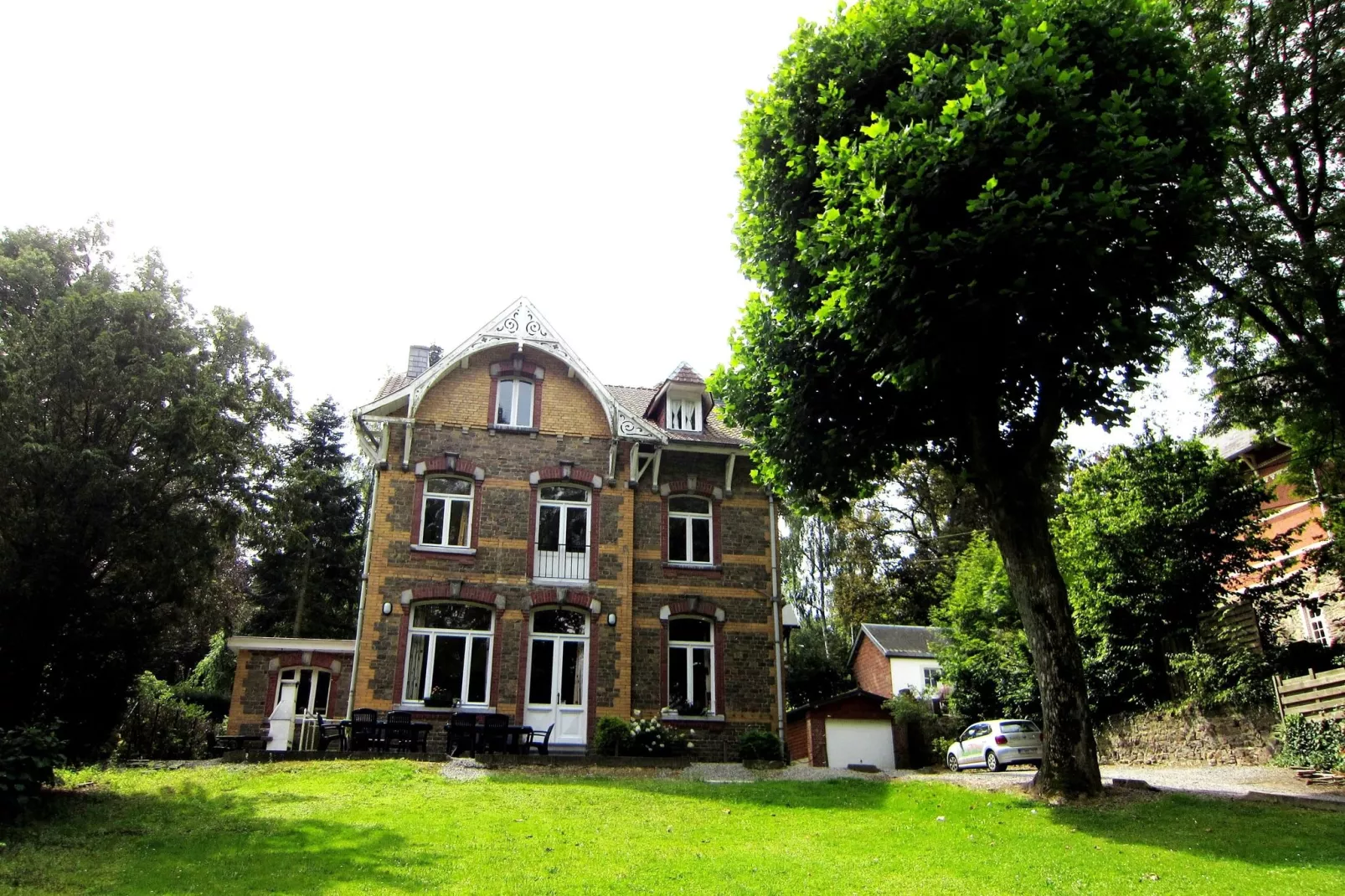 Villa Lilia-Außenbereich Sommer