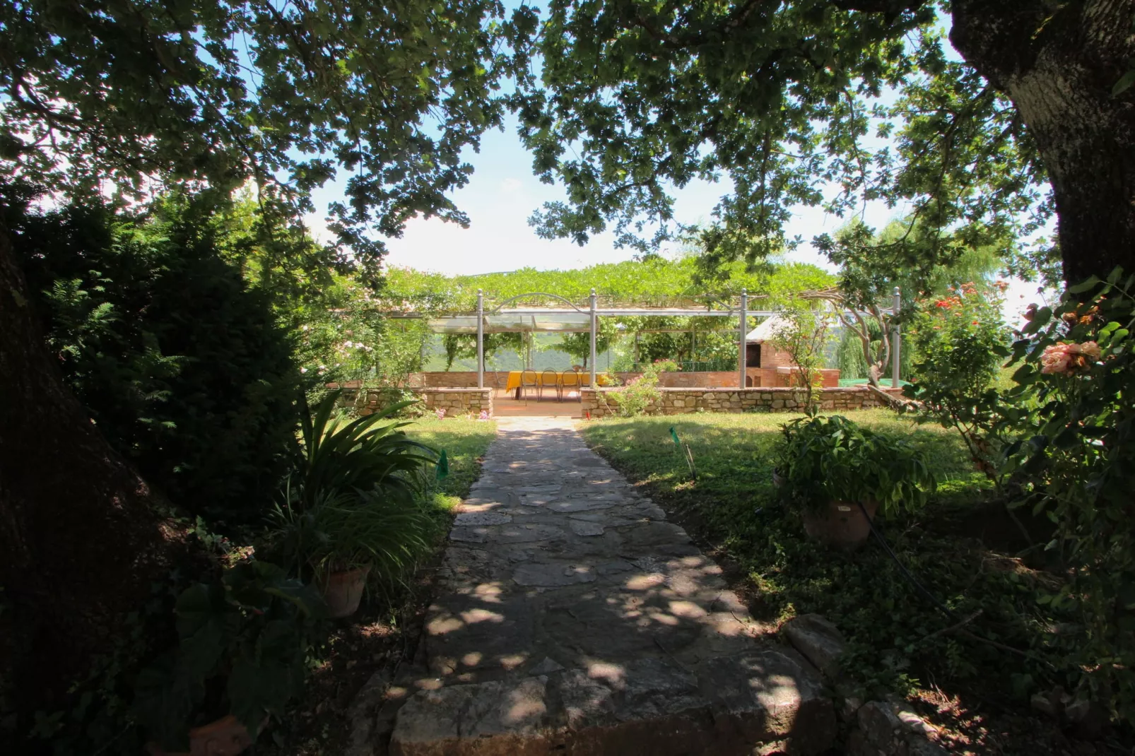 Villa Fiorella Dieci-Gärten Sommer