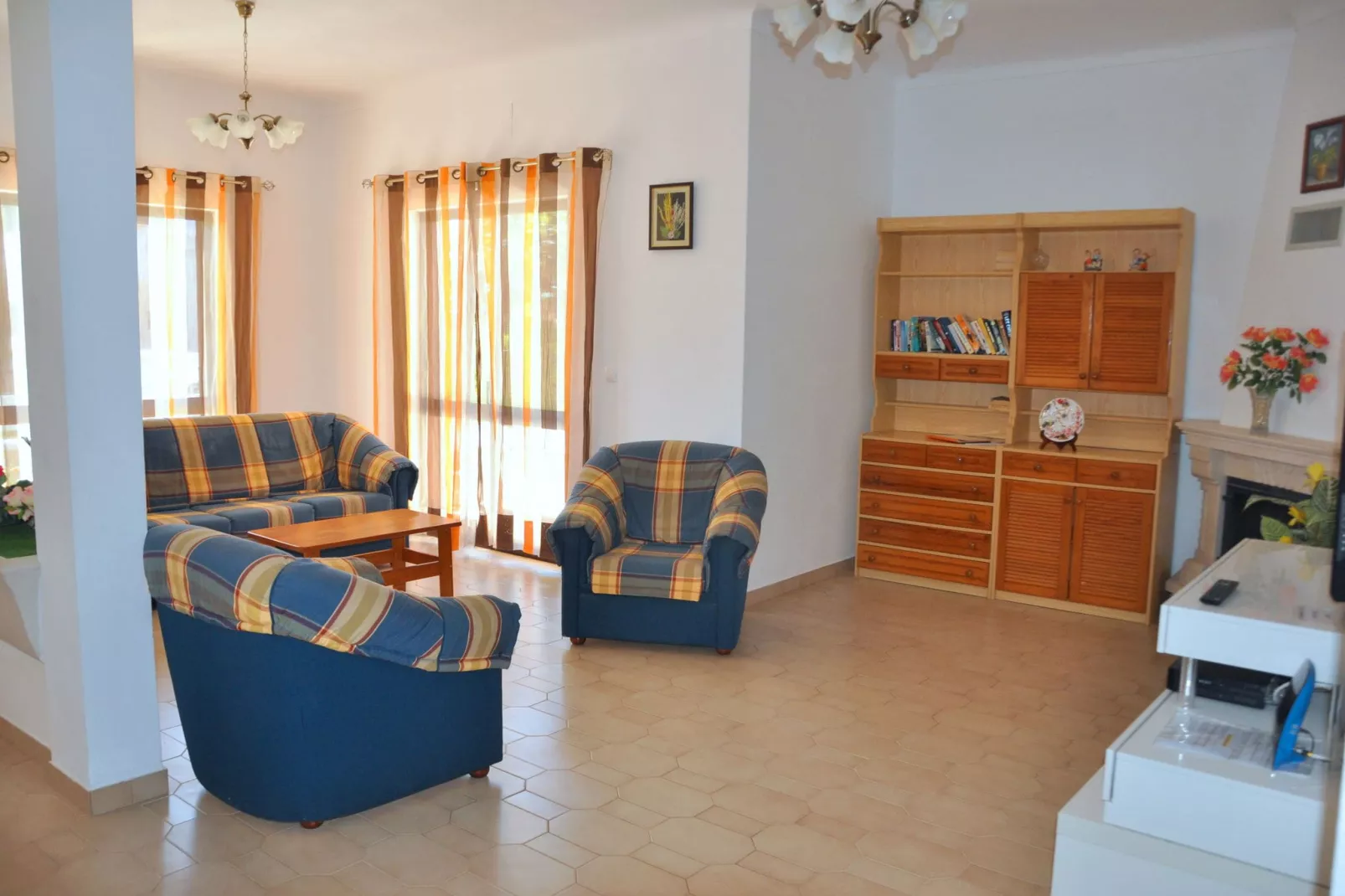 Villa Correia - Cornelia-Salon