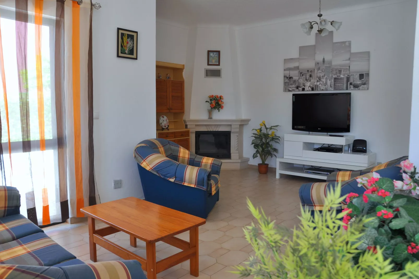 Villa Correia - Cornelia-Salon