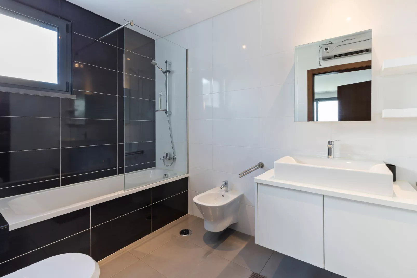 Villa Mar e Lagoa-Bathroom