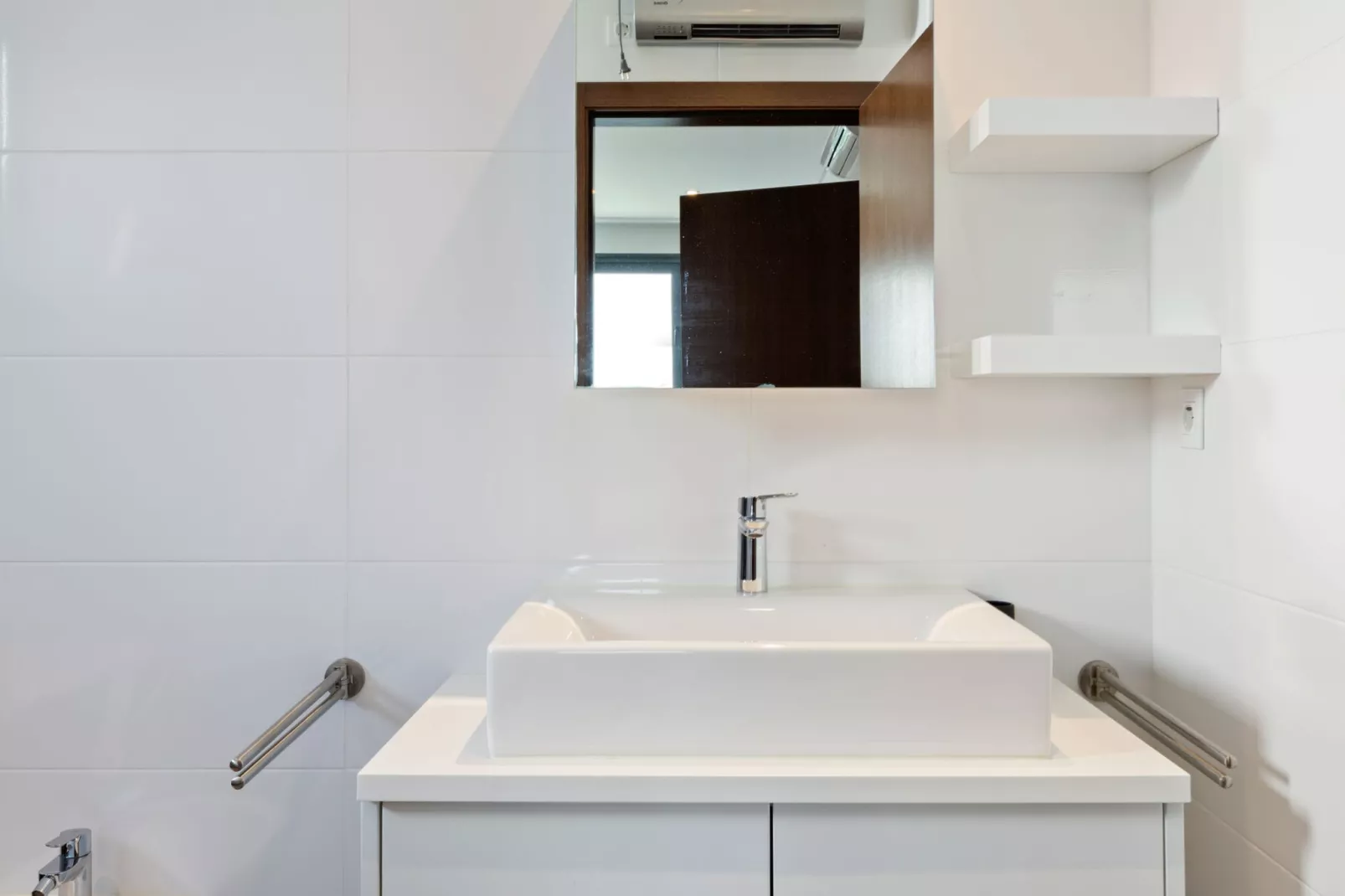 Villa Mar e Lagoa-Bathroom