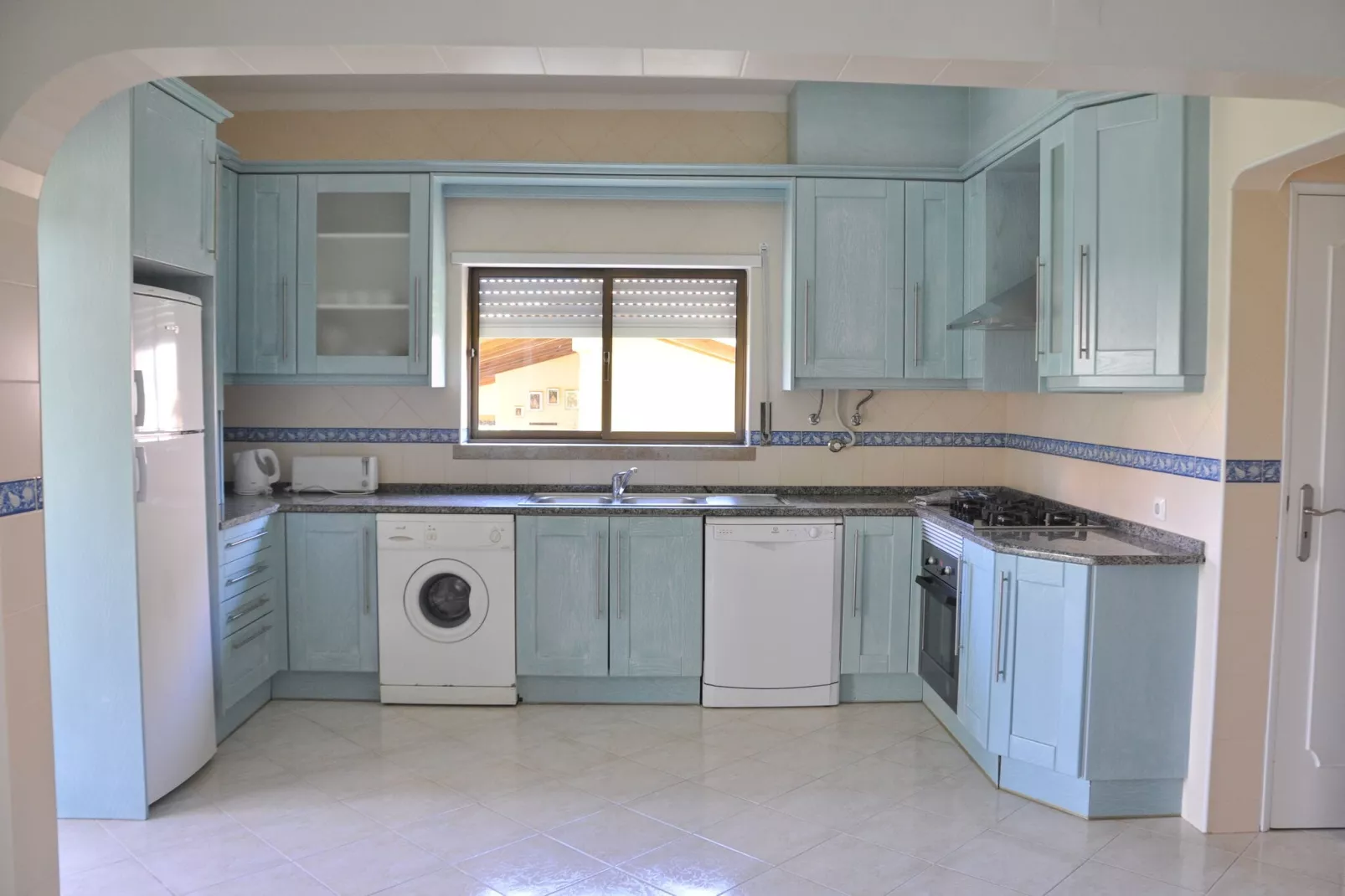 Paloma-Kitchen