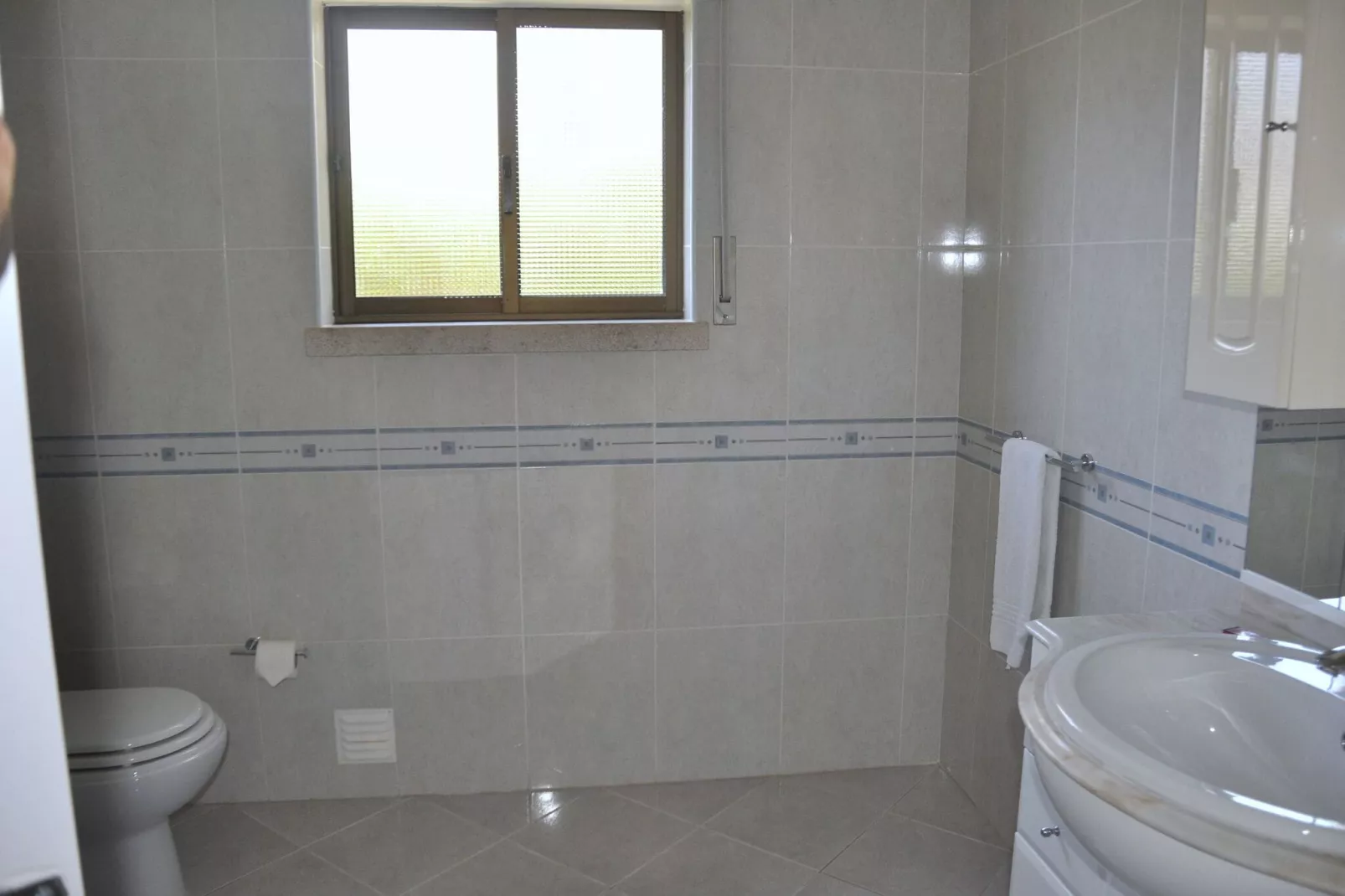 Paloma-Bathroom