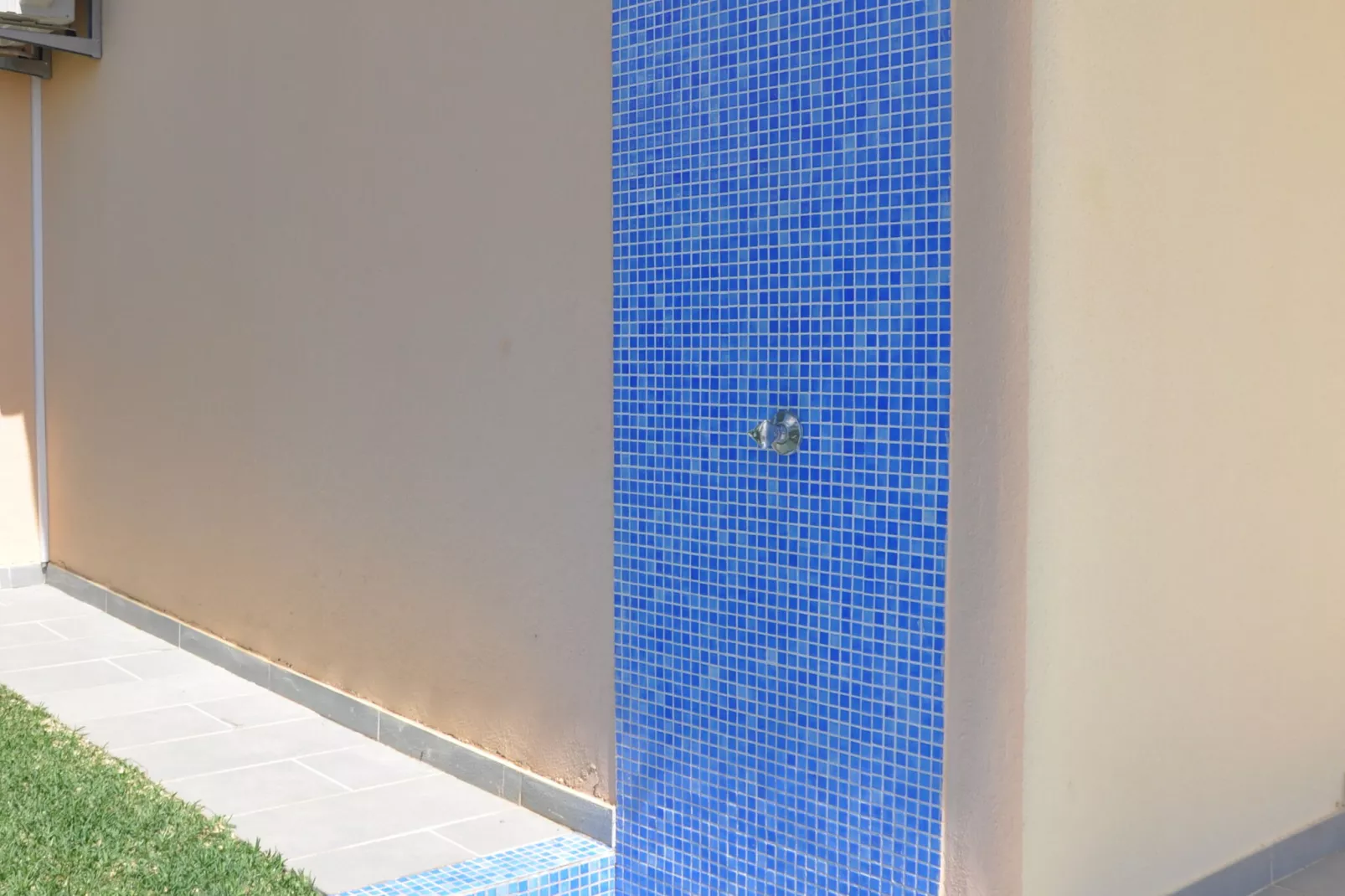 Paloma-Facilities