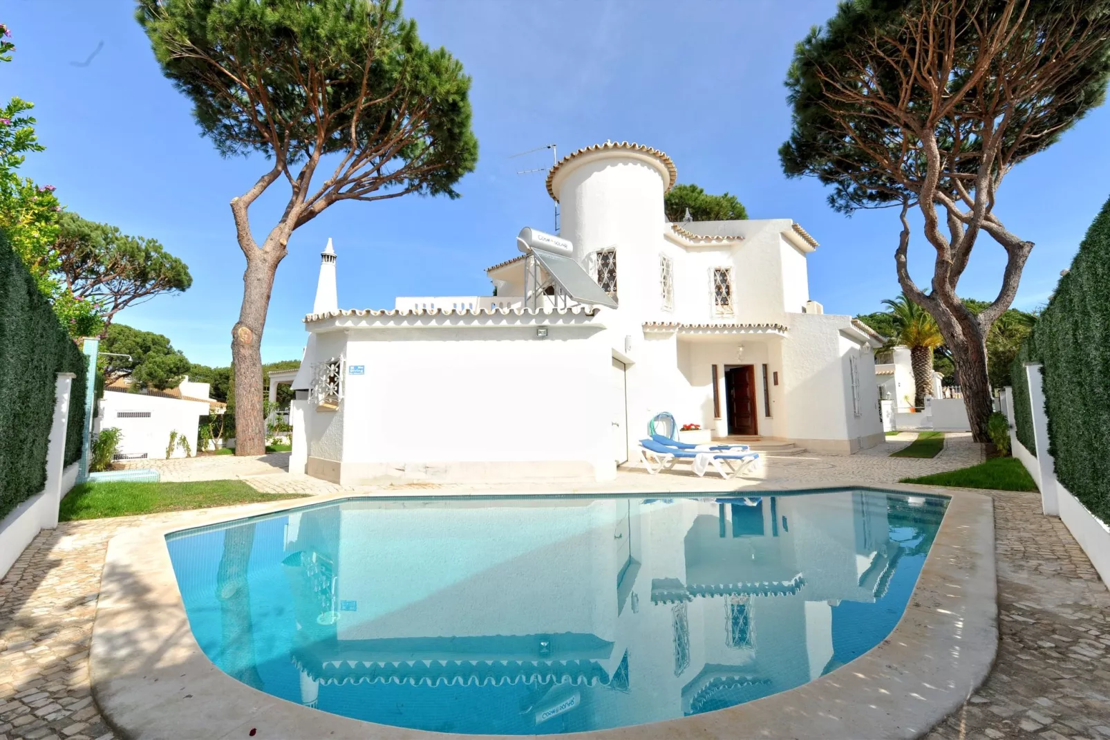 Villa Marcelo-Schwimmbad