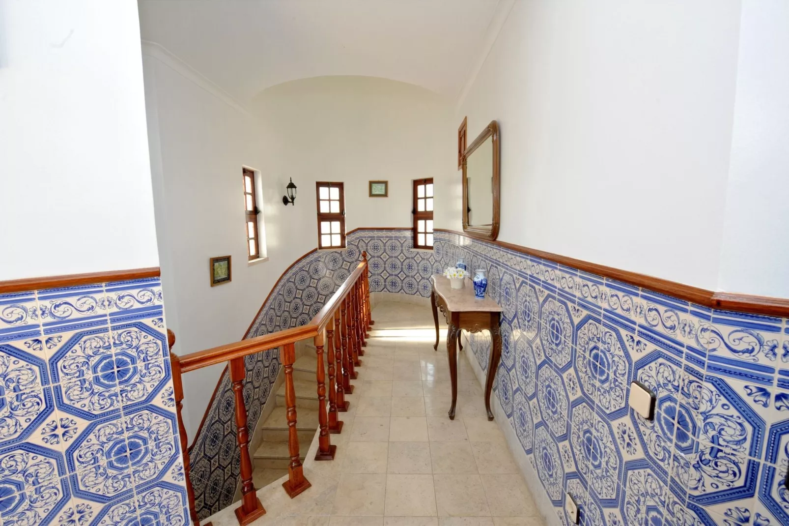 Villa Marcelo-Flur