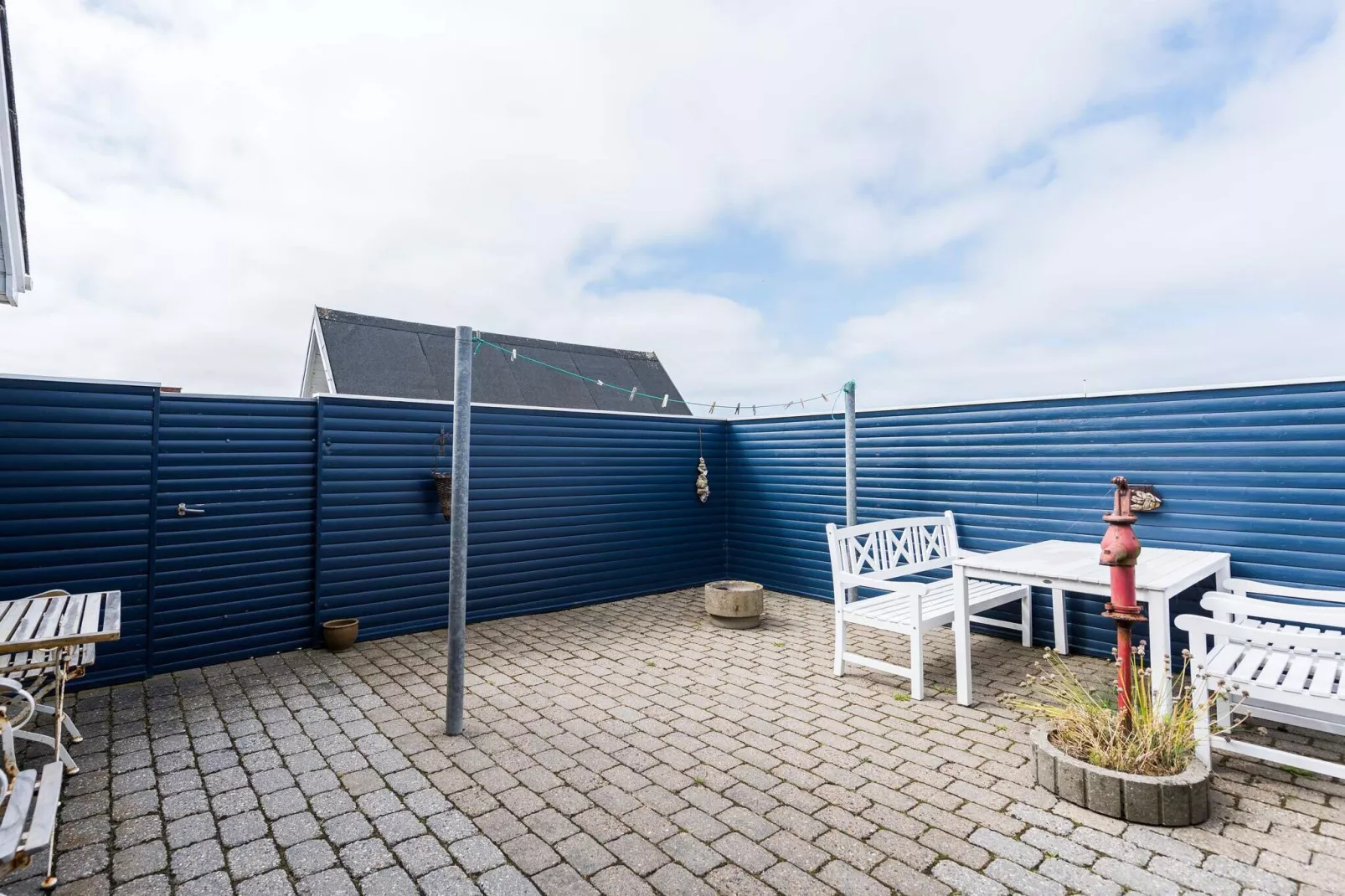 4 person holiday home in Hvide Sande-Outdoor