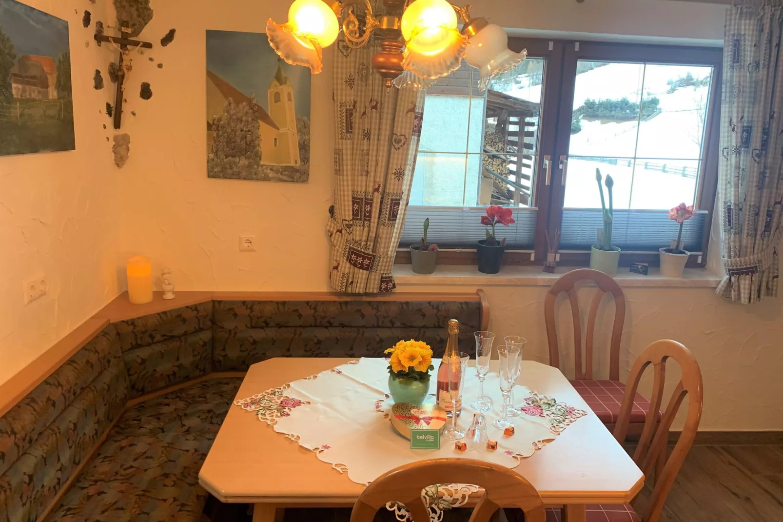 Ferienhaus Krapflgeusche-Dining room