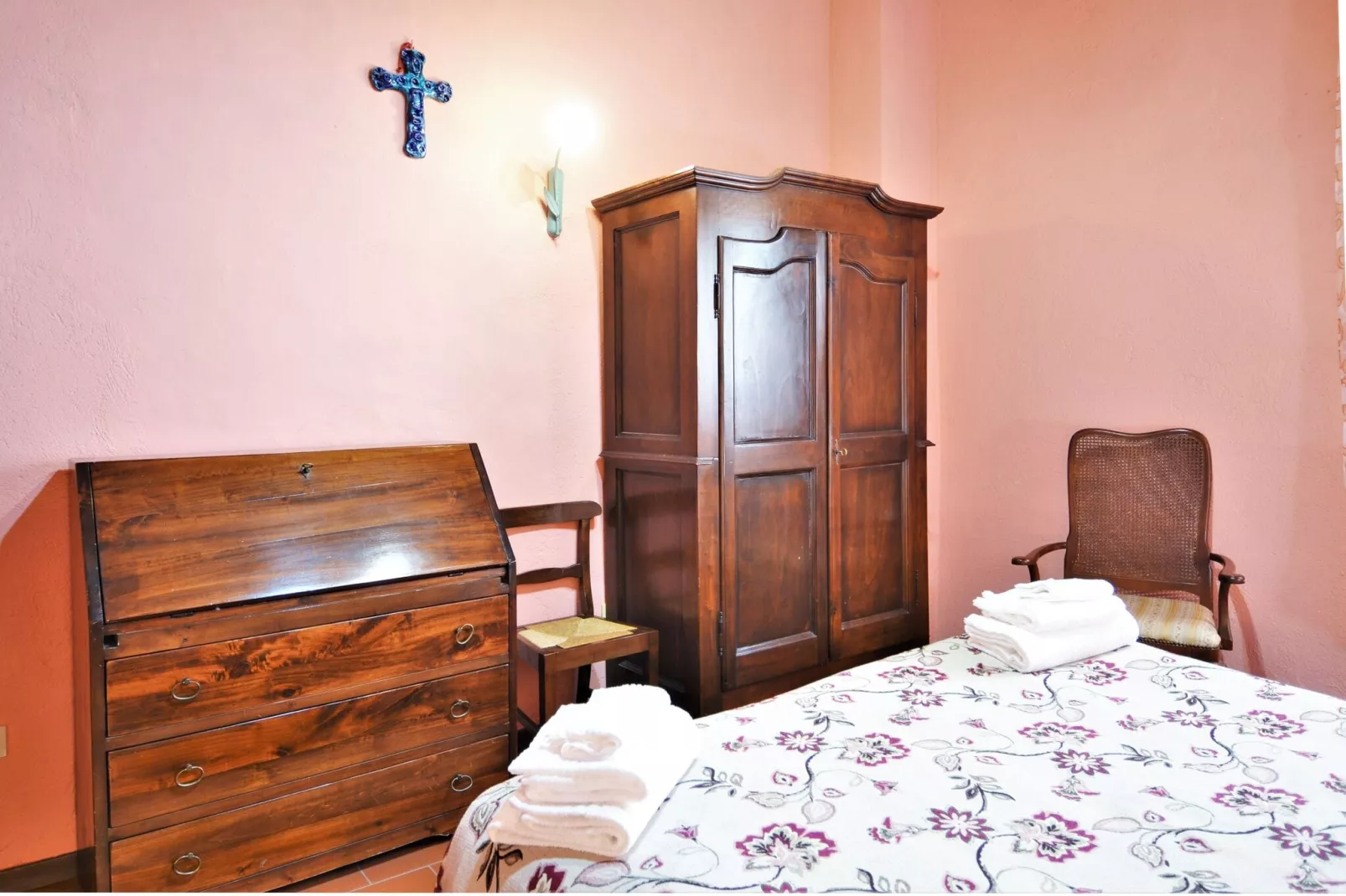 Priore-Bedroom