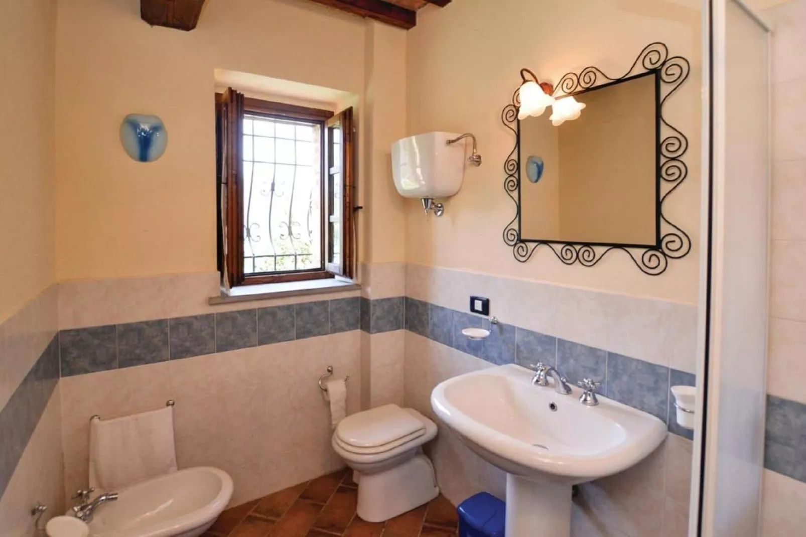 La Quiete di Montalbano-Bathroom