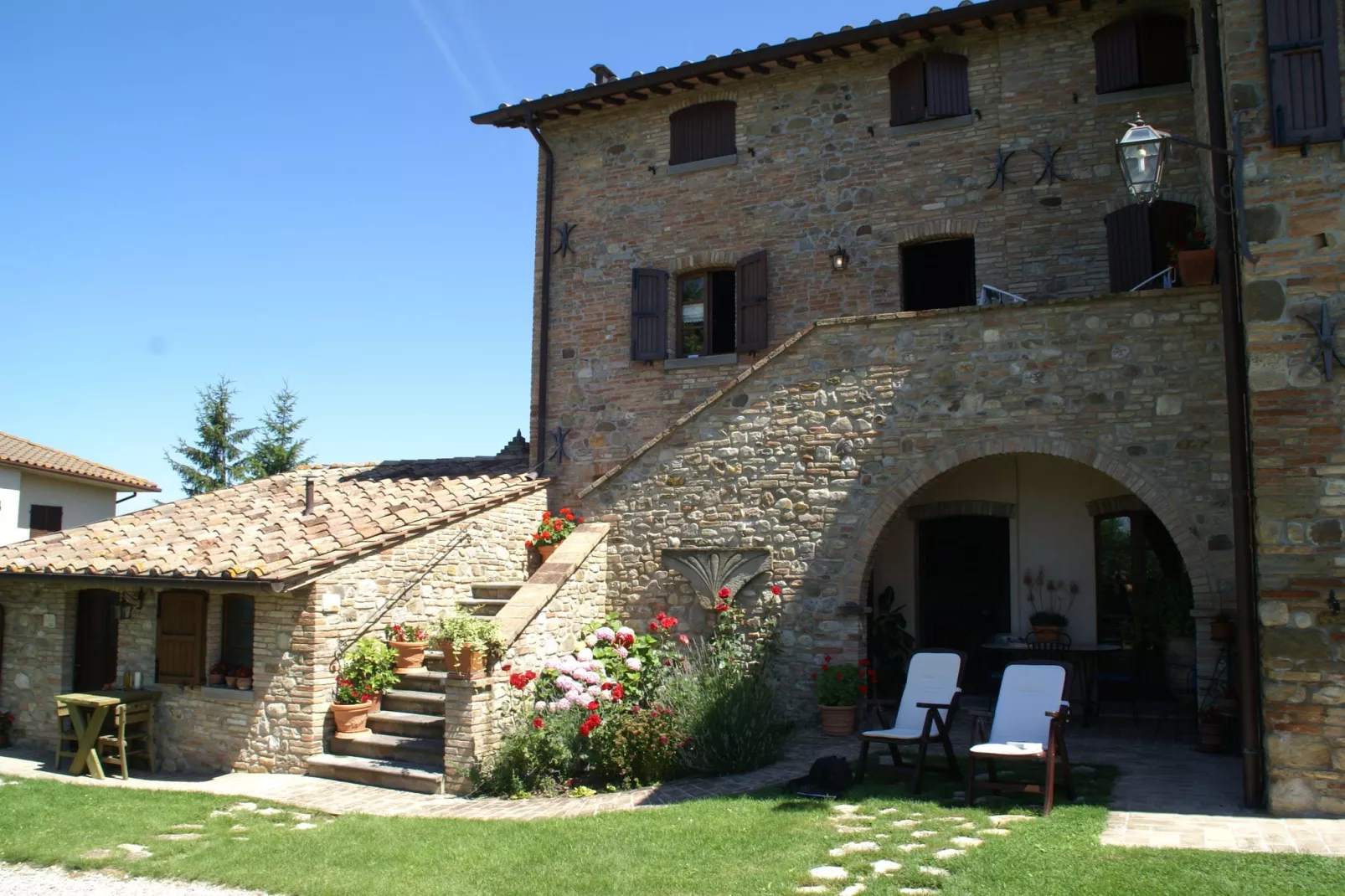 Gherardi Gaspara-Exterior summer