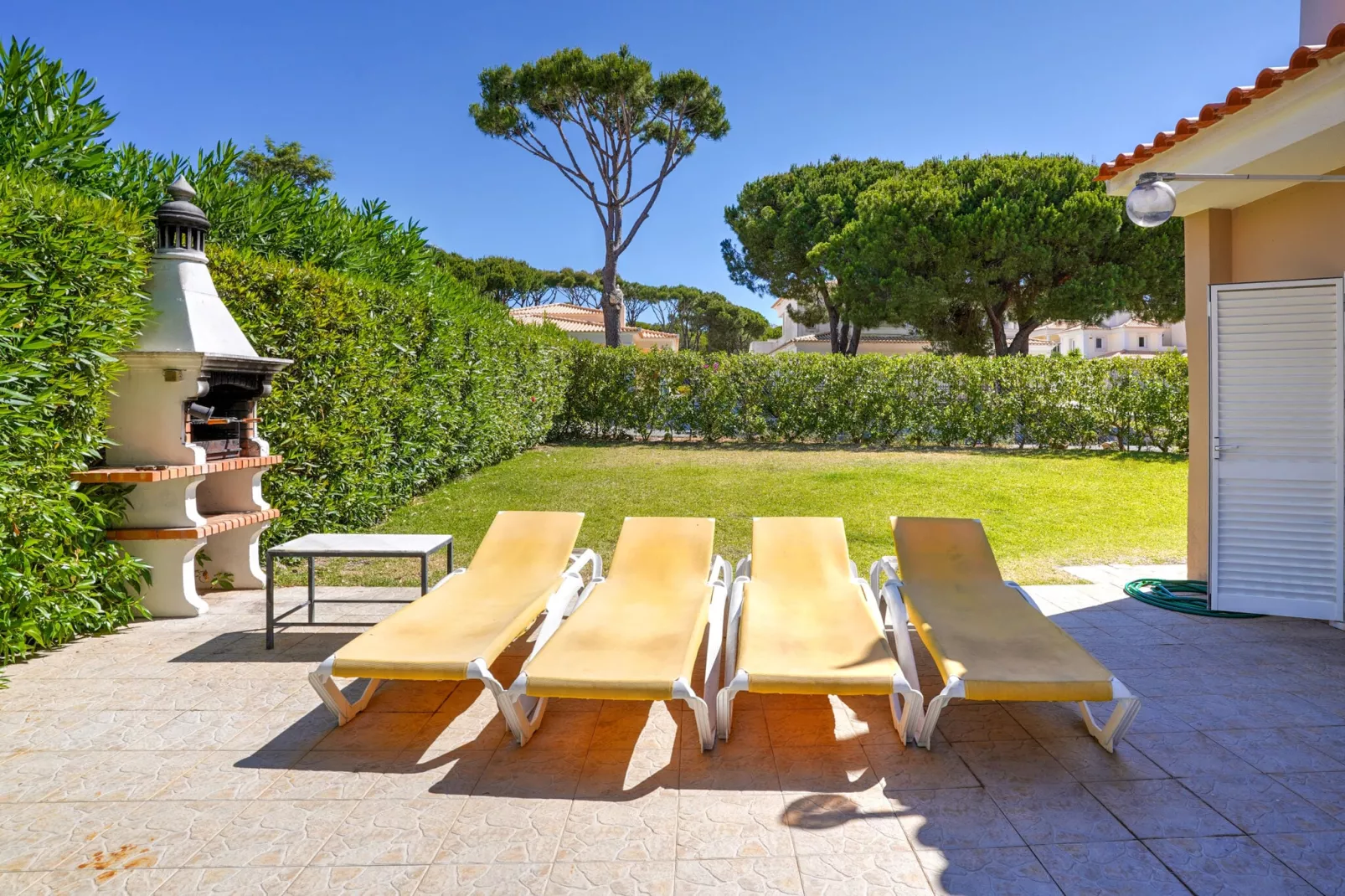 Villa Flores do Golfe 1-Terrace balcony