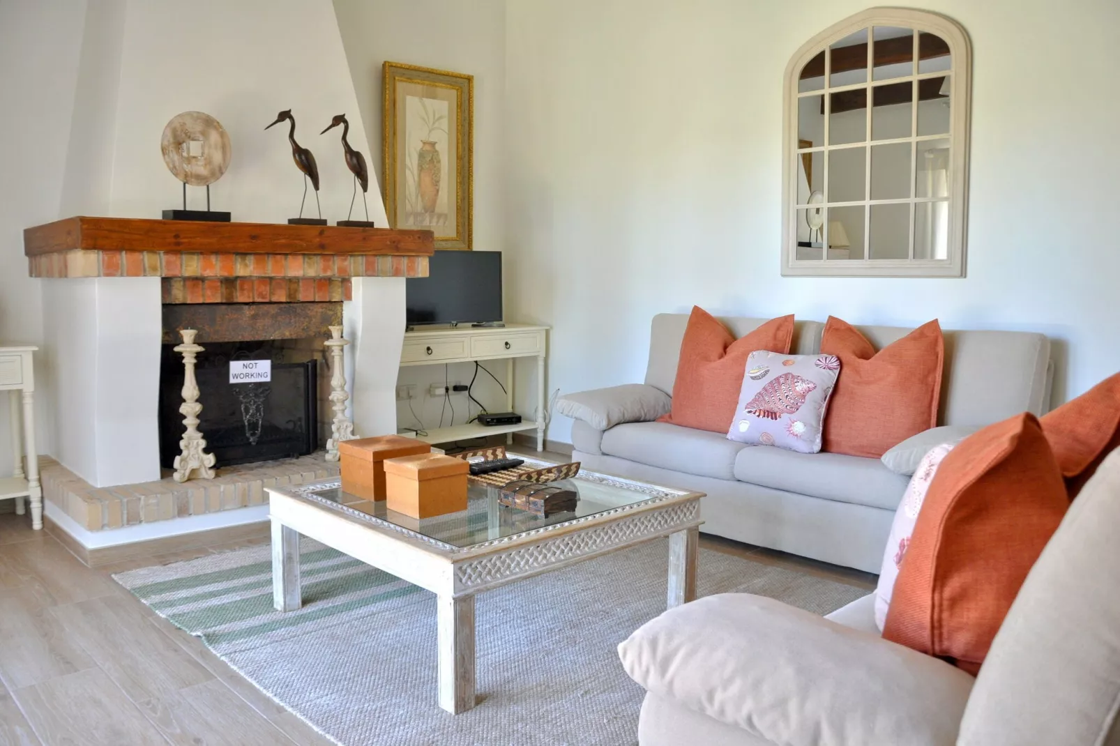 Cari - Vivenda do Moinho-Living room