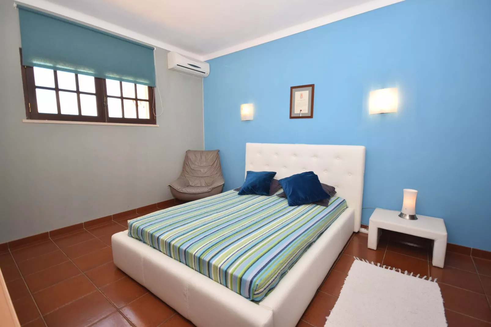 Vivenda Ferreiras-Bedroom