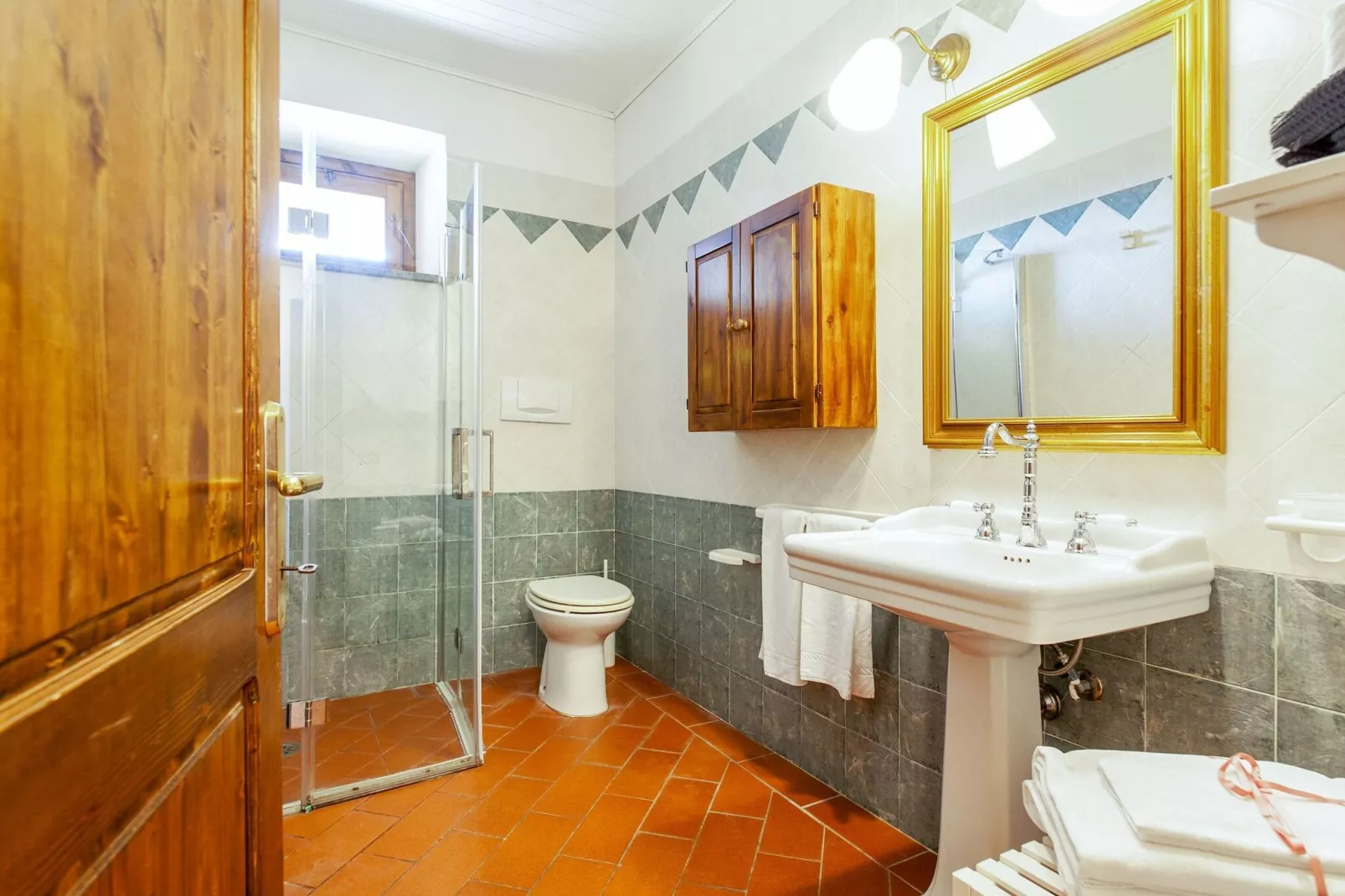 San Francesco Tre-Bathroom