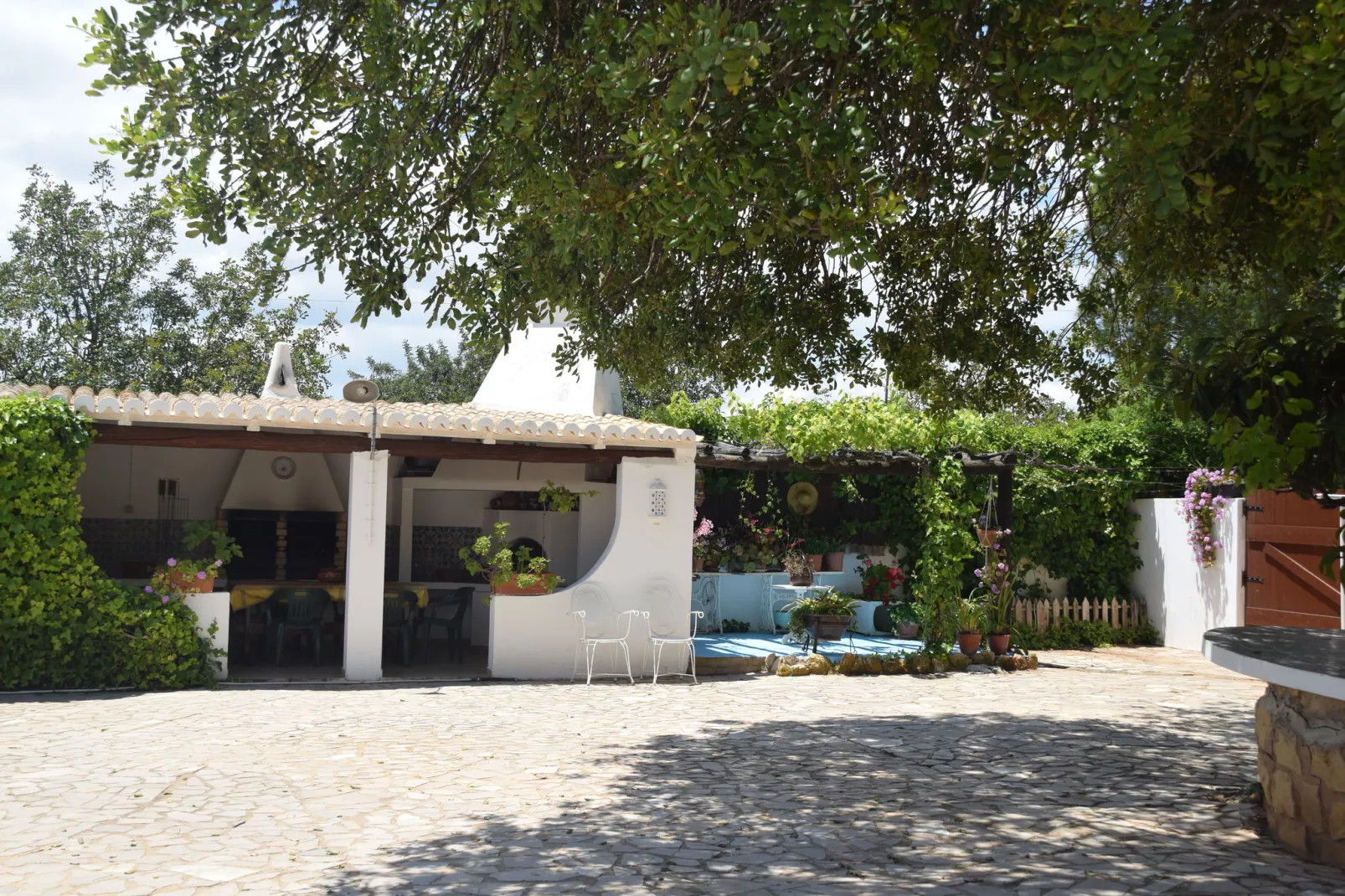 Vivenda Ferreiras-Facilities