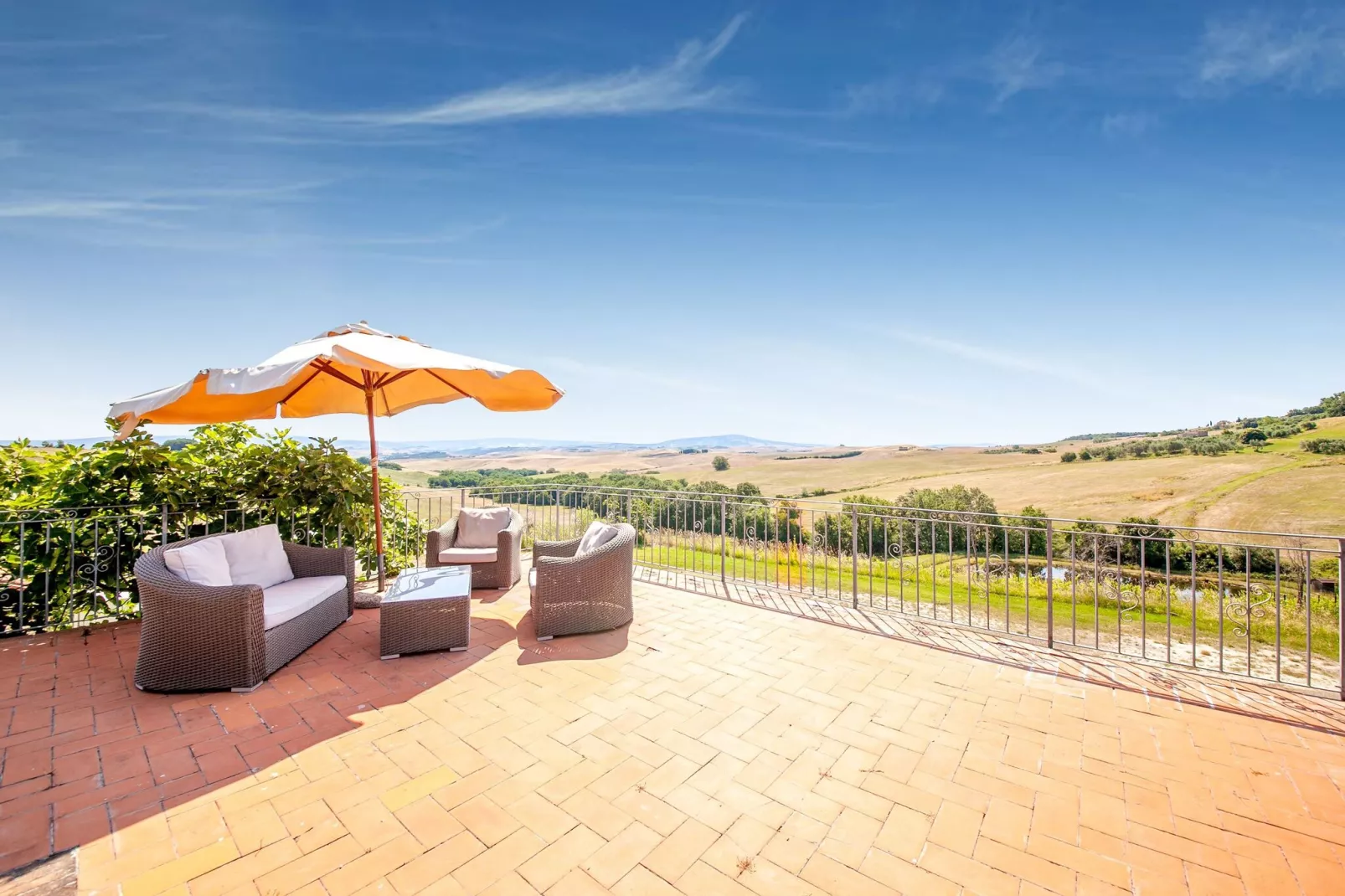 San Francesco Sangiovese-Terrace balcony