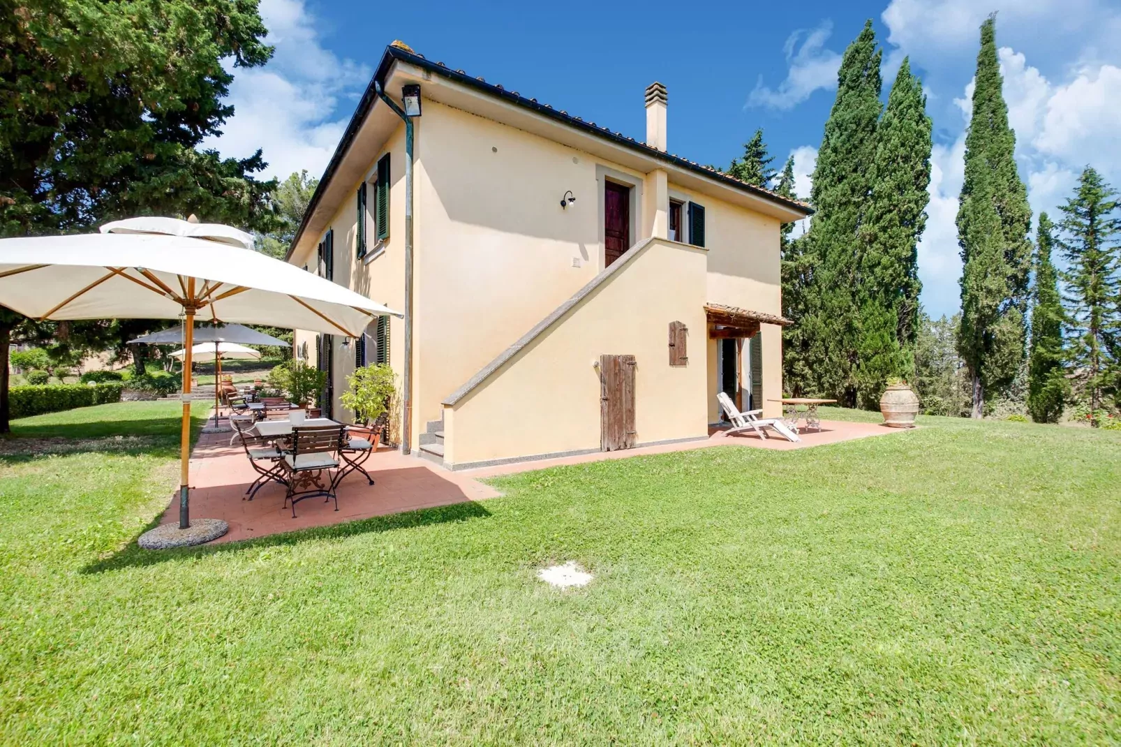 San Francesco Vermentino-Exterior summer