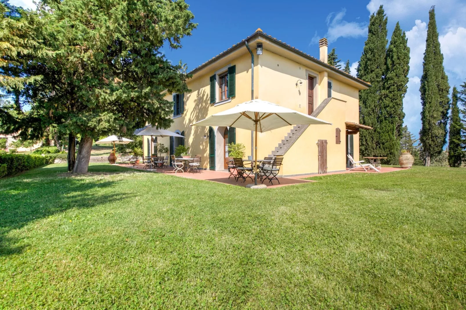 San Francesco Vermentino-Exterior summer