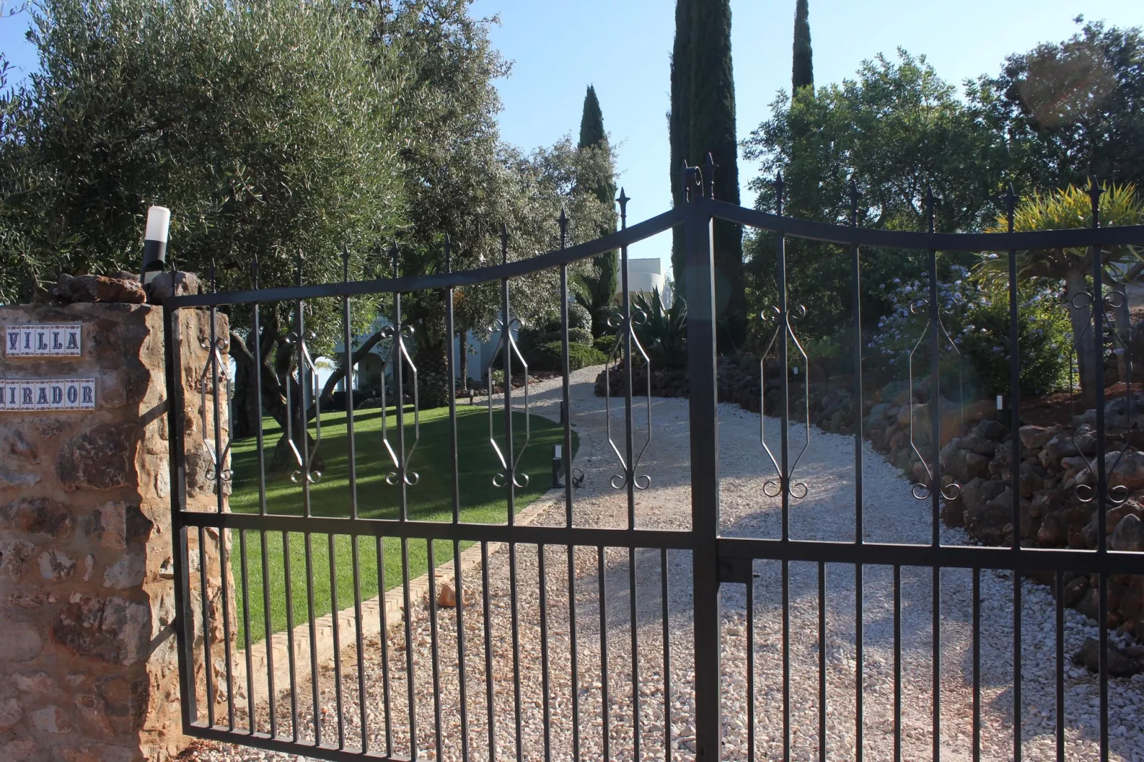 Villa Mirador-Gärten Sommer