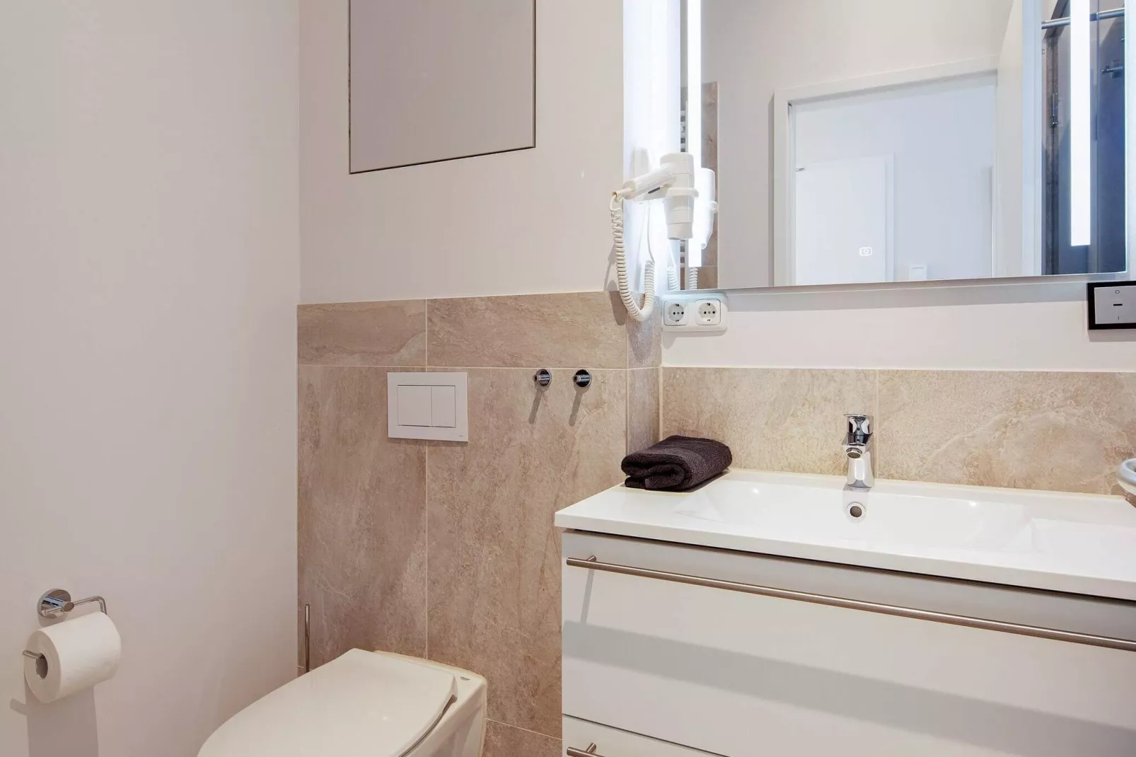 Harbour view apartment in Wendtorf-Indoor