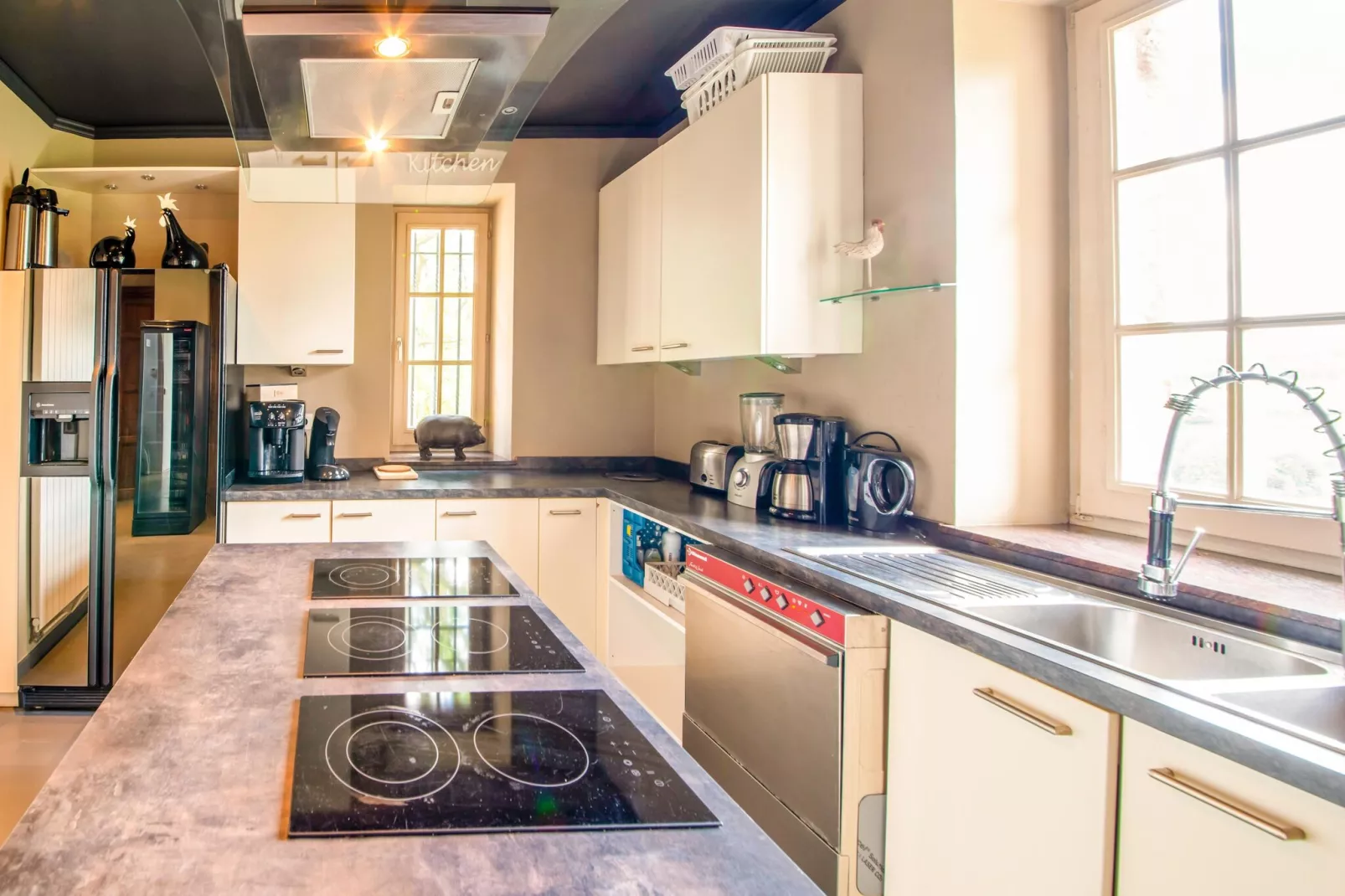 Le Chateau de Balmoral-Kitchen