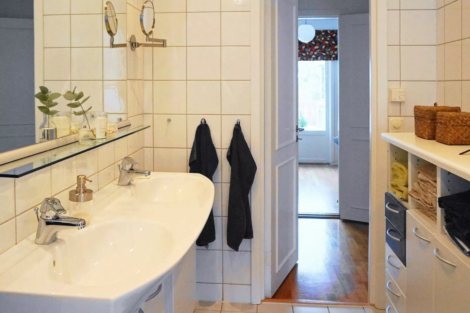 8 person holiday home in LERUM-Indoor