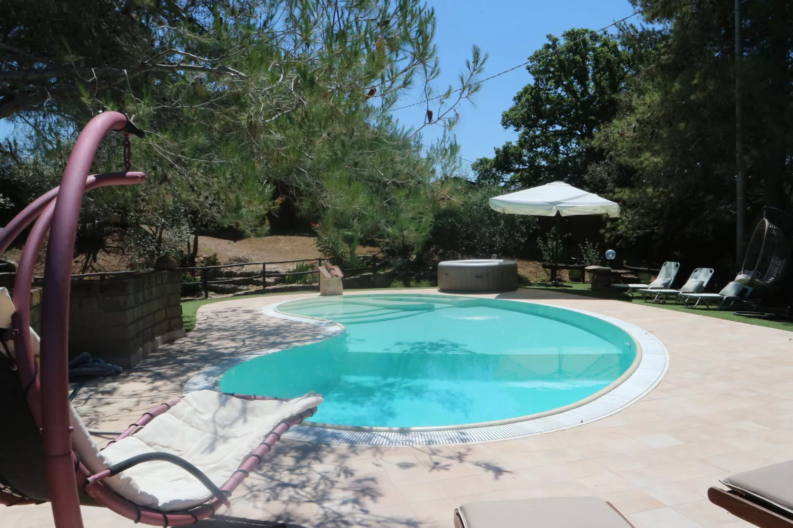 Villa Max-Pool