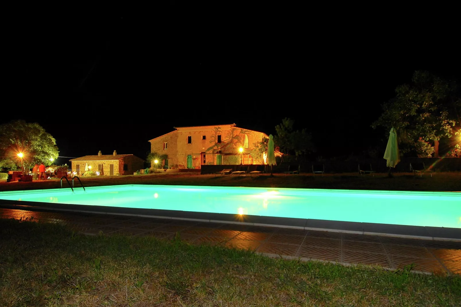 Sorano-Pool