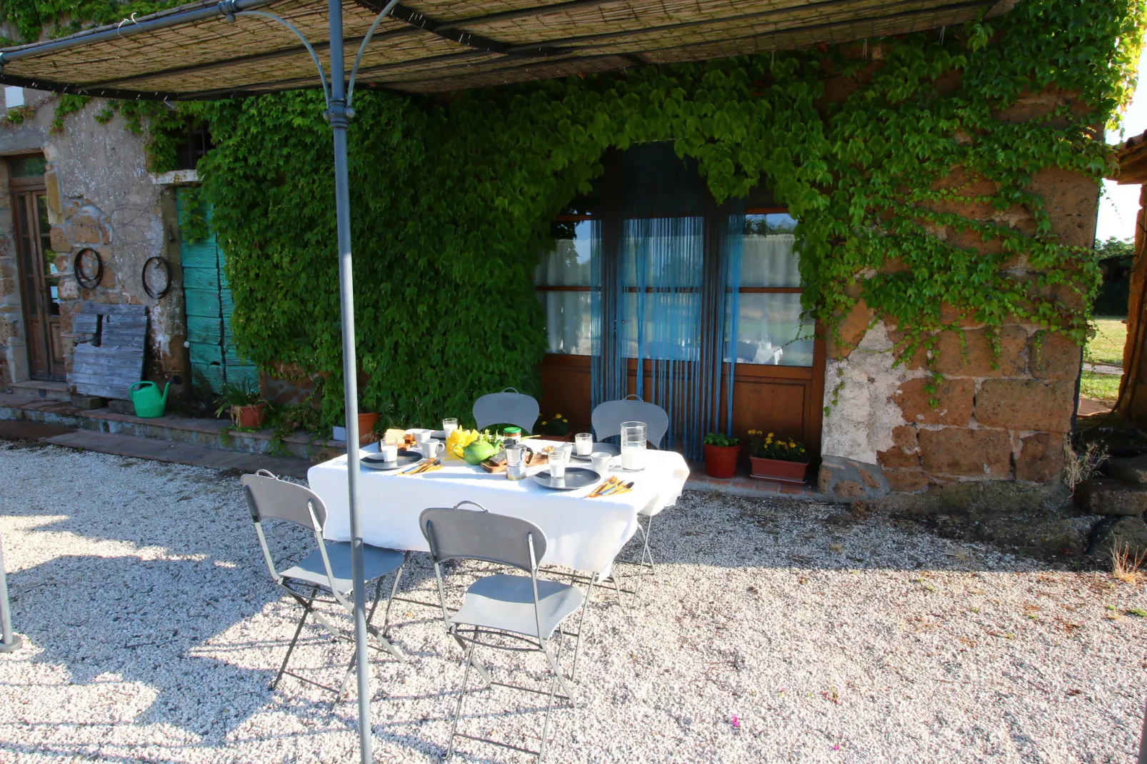Sorano-Terrace balcony
