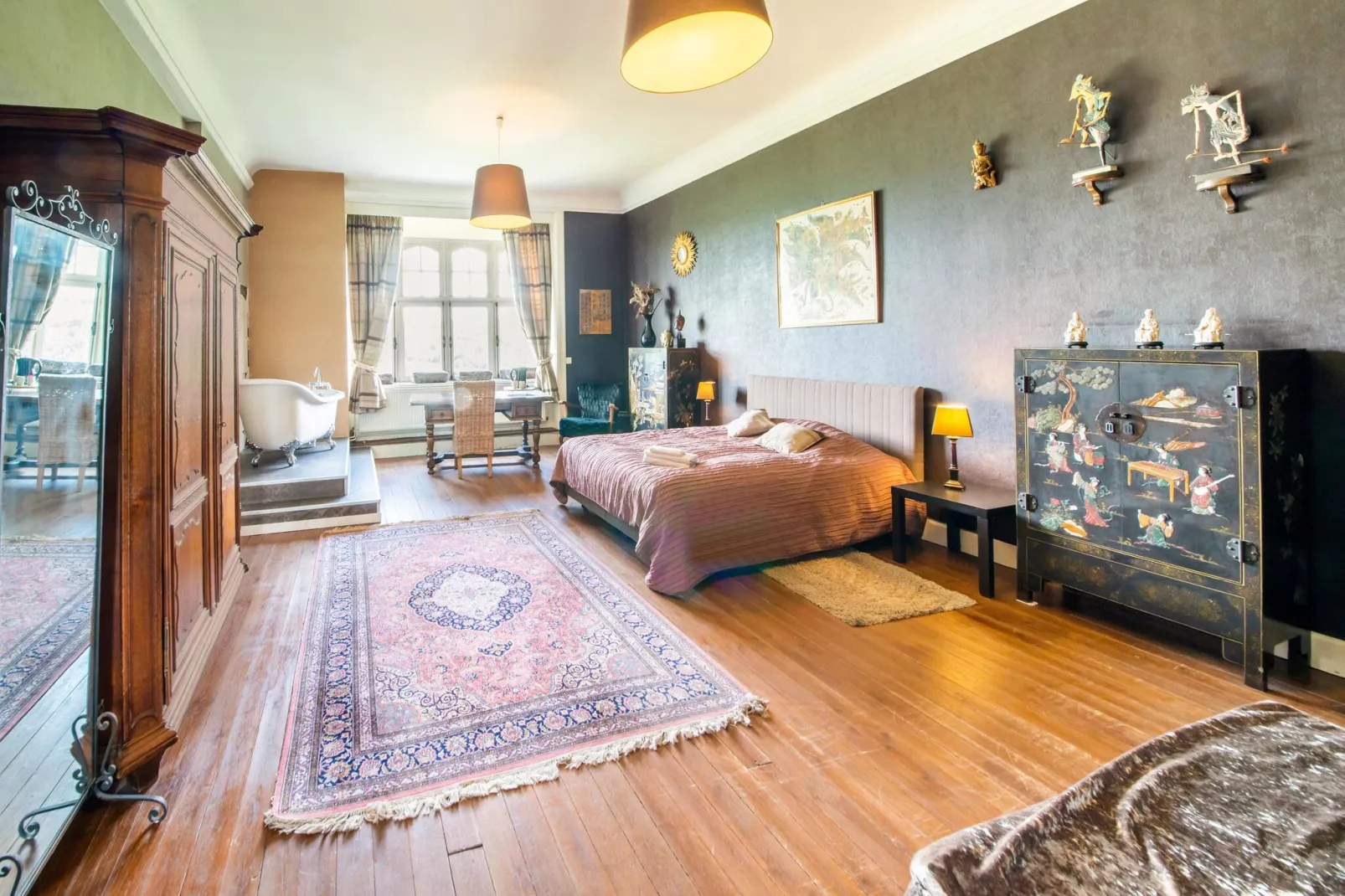 Le Chateau de Balmoral-Bedroom