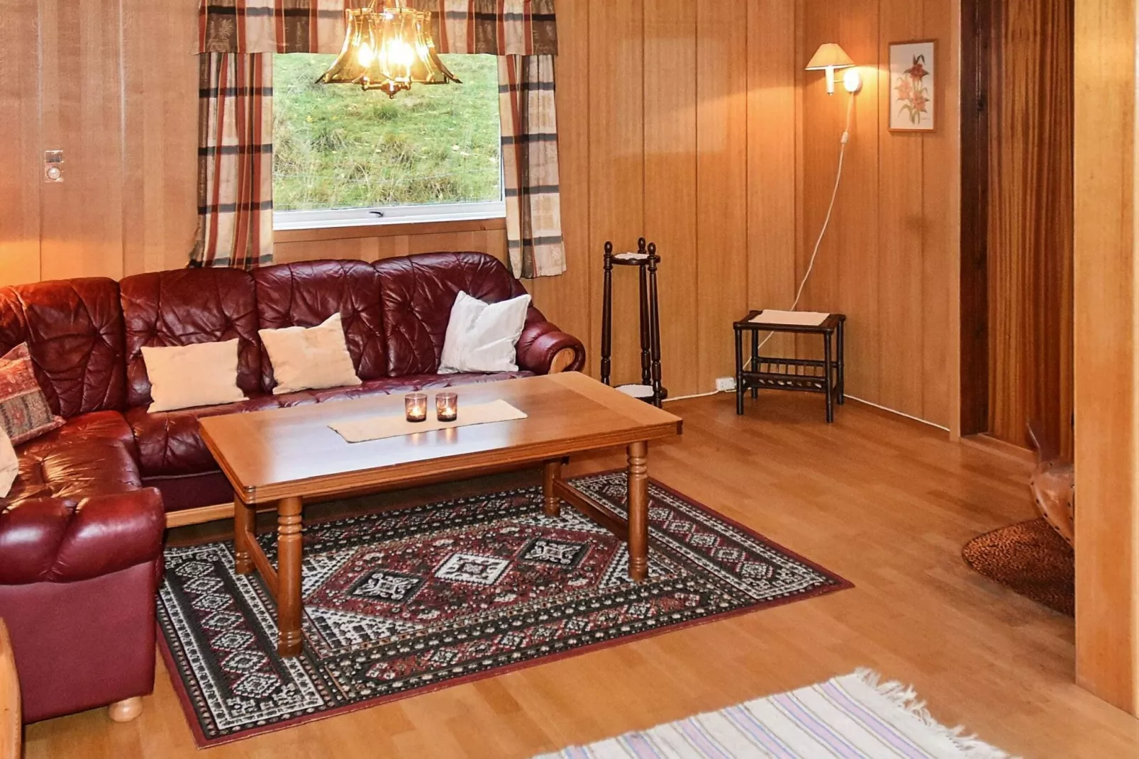 53381 VÅGLAND-Indoor