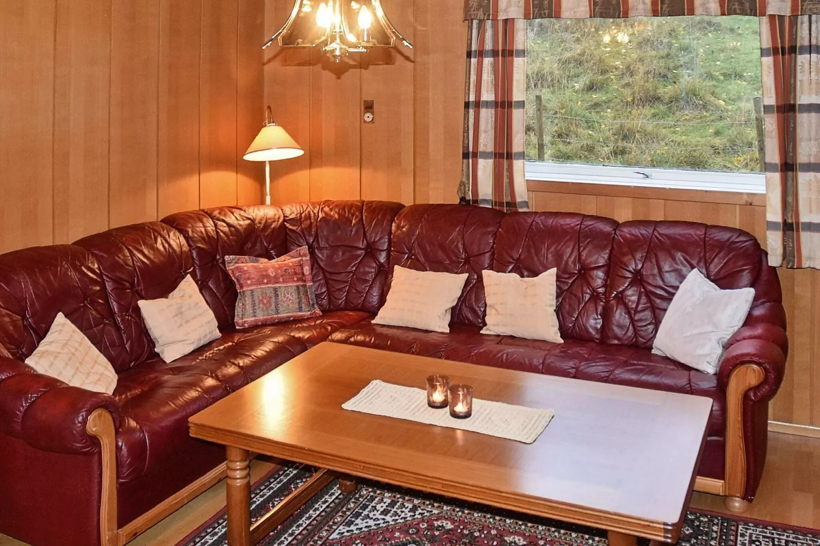 53381 VÅGLAND-Indoor