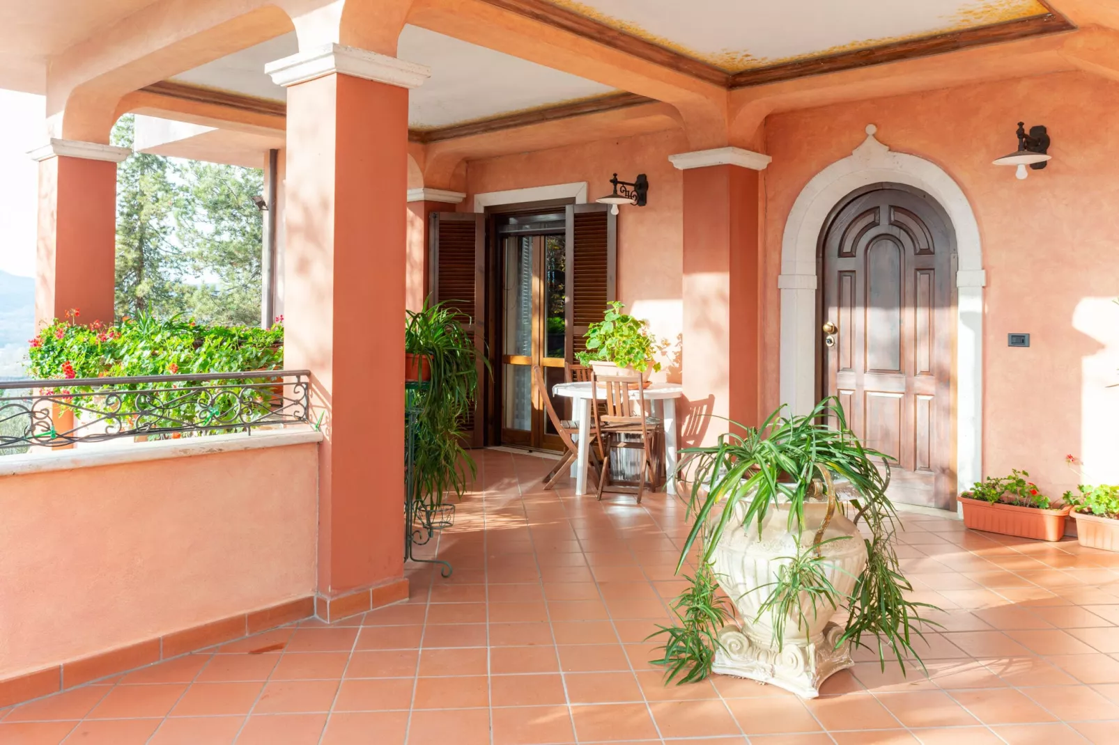 Appartamento in Villa con Giardino e Piscina-Exterior summer